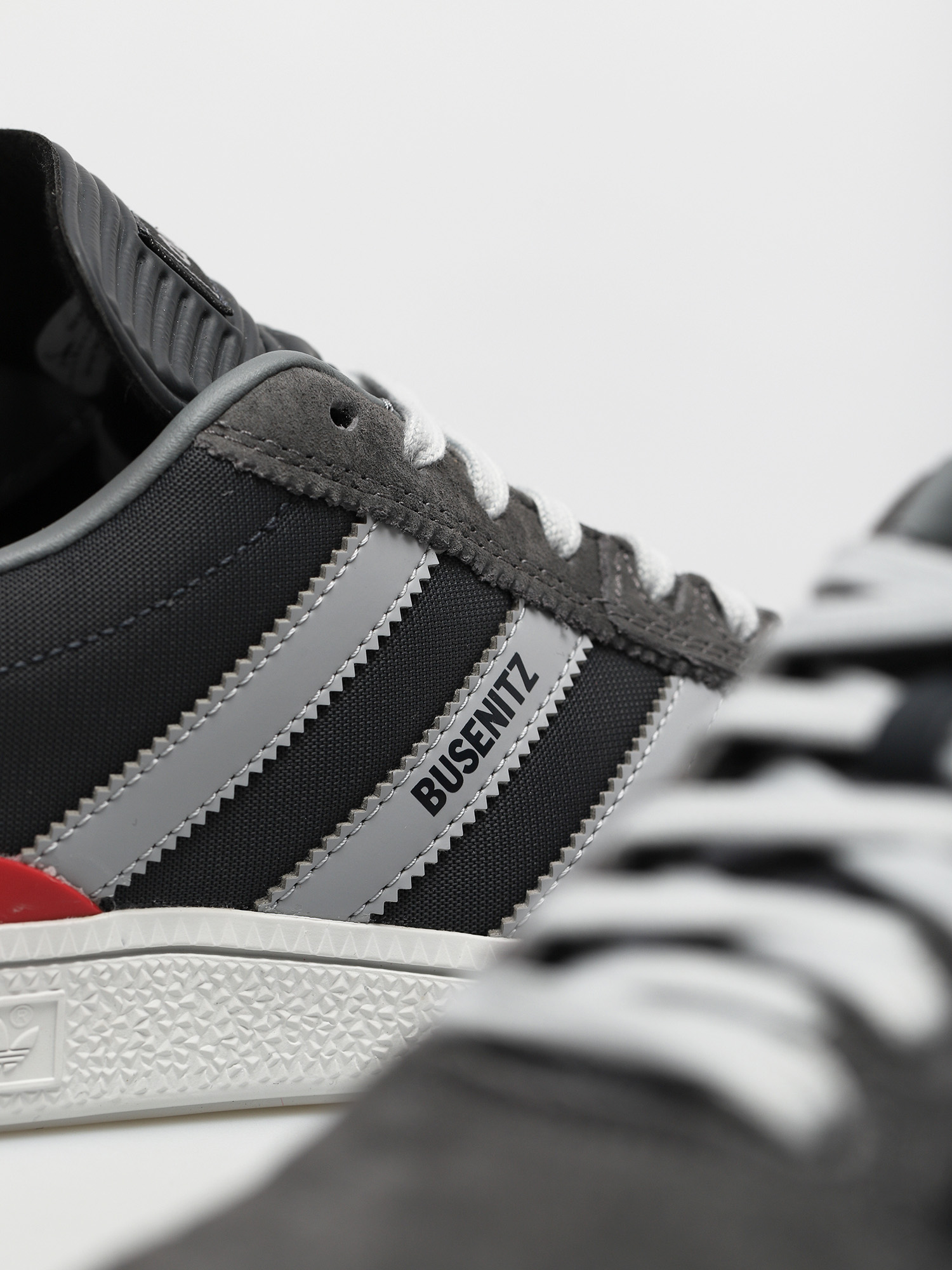 Buty adidas Busenitz (granit/clonix/dkgrey)