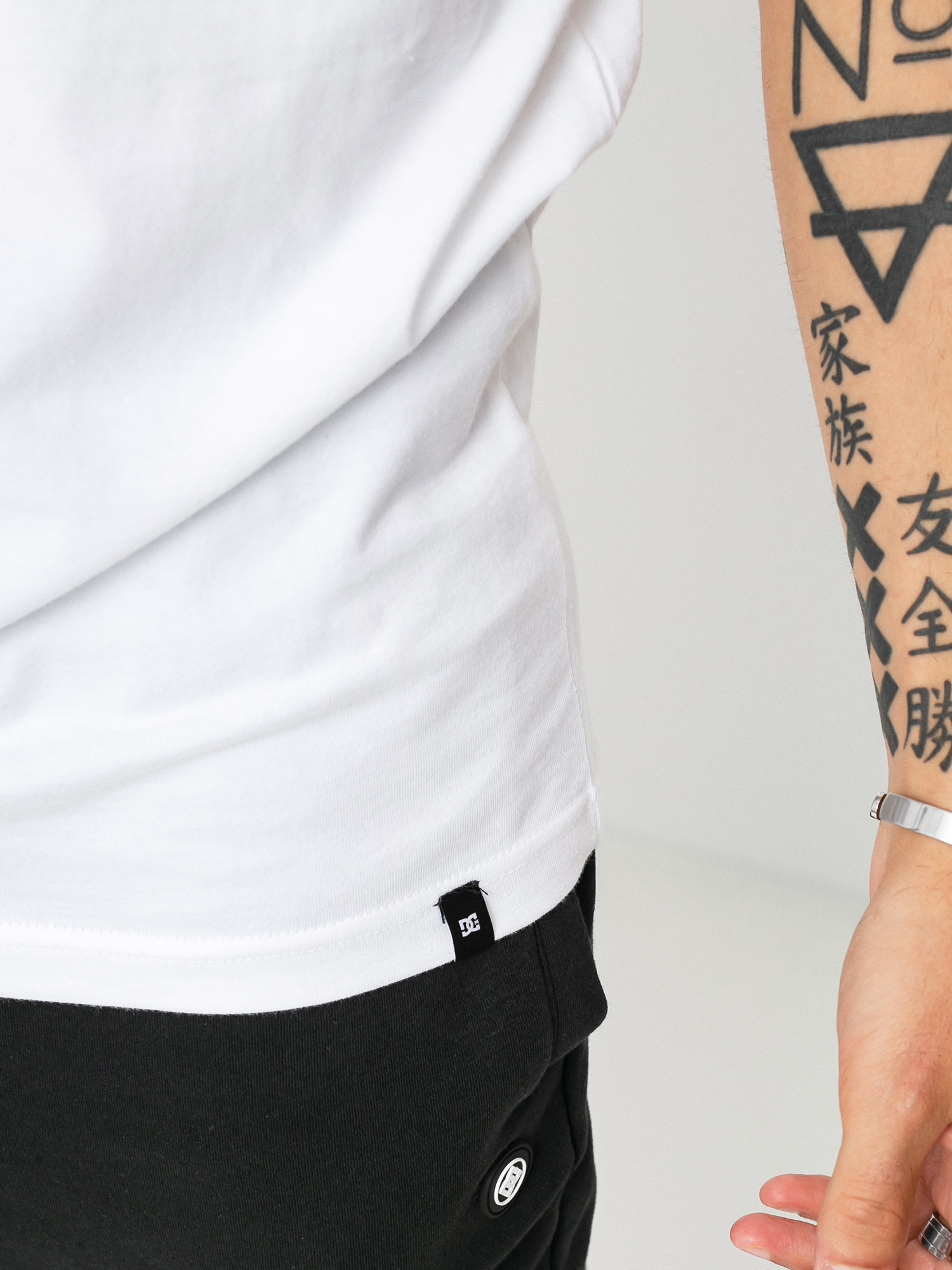 T-shirt DC Good Vibes Onlyt (white)