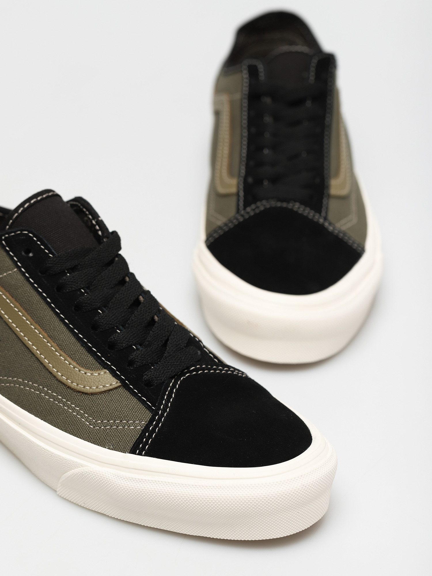 Buty Vans Old Skool Tapered (vans world code/blkgrplf)