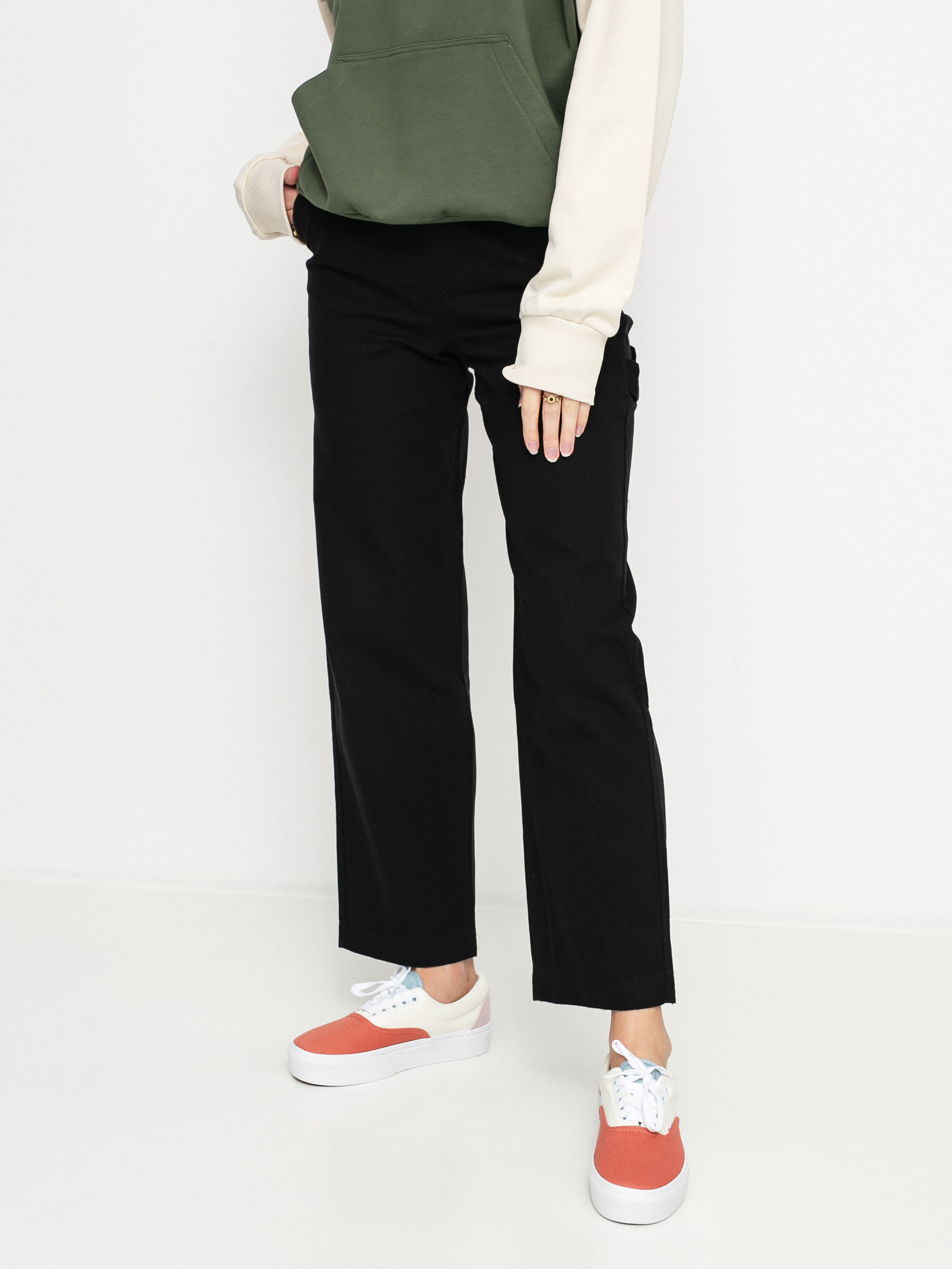 Spodnie Vans Ground Work Wmn (black)