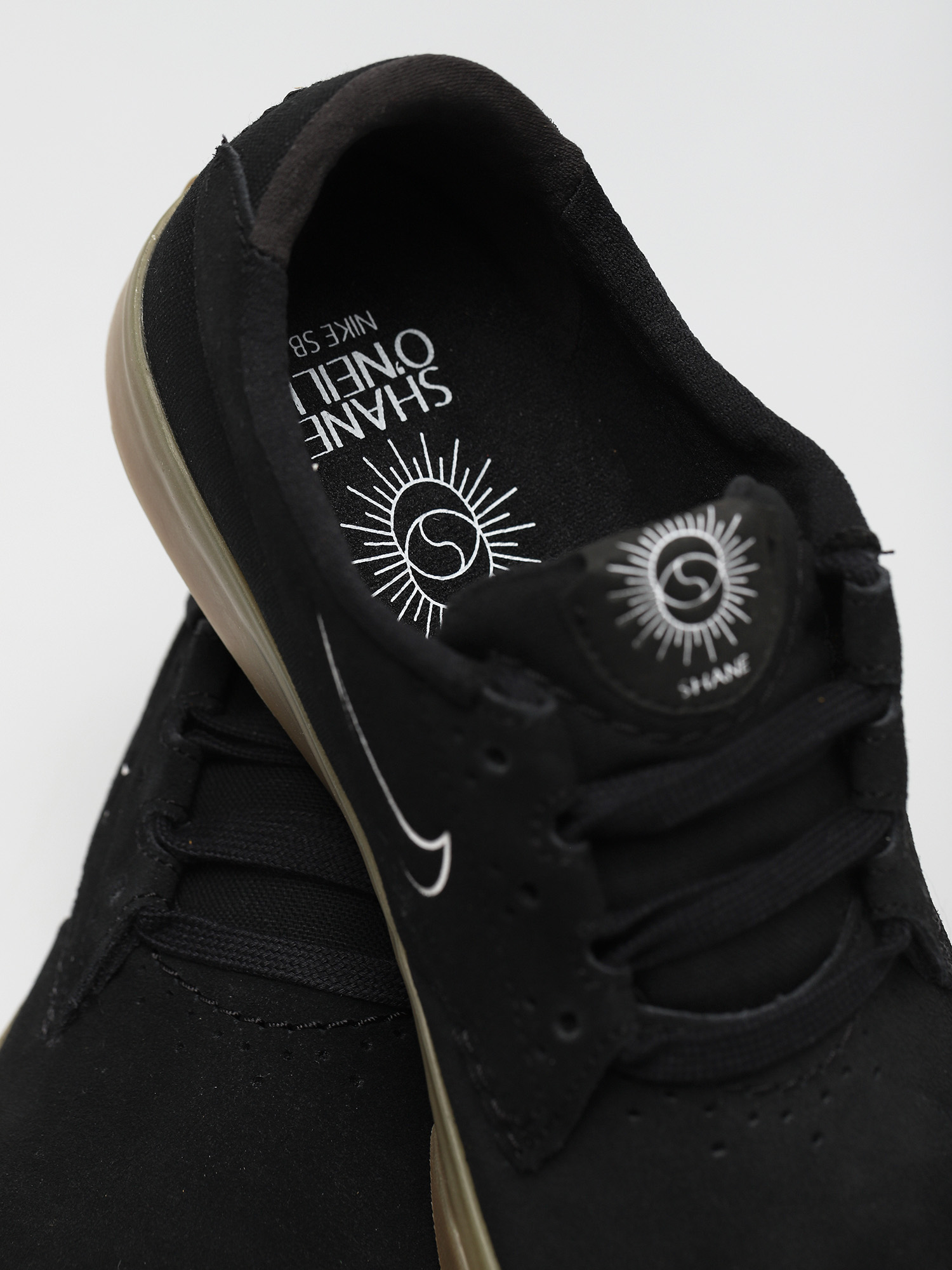 Buty Nike SB Shane (black/white black black)