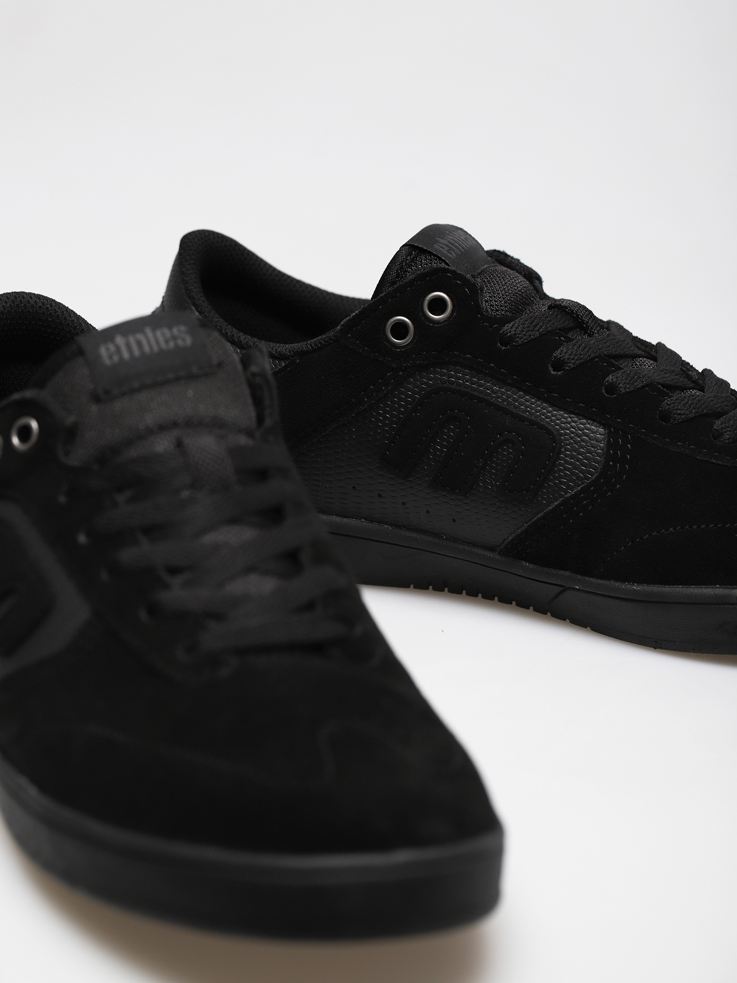 Buty Etnies Windrow (black/black/gum)