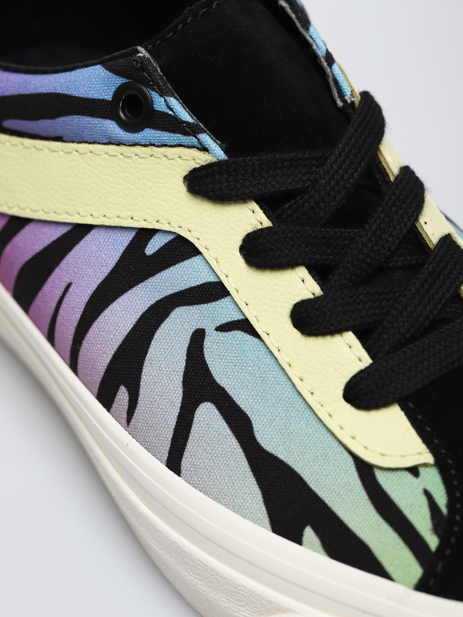 Buty Vans Bold Ni (outsiders/sunset/black)