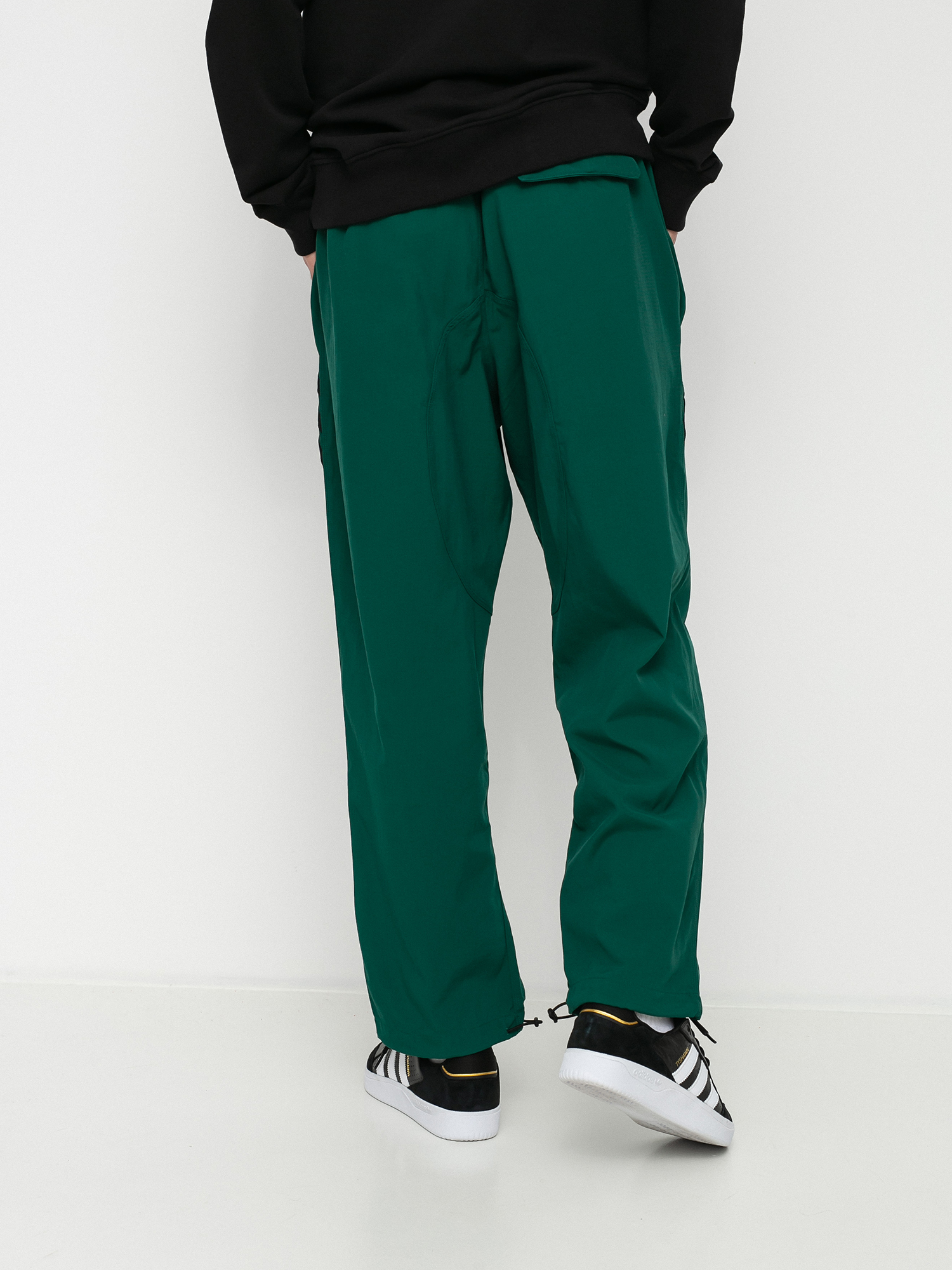 Spodnie adidas Workshop (cgreen/black)