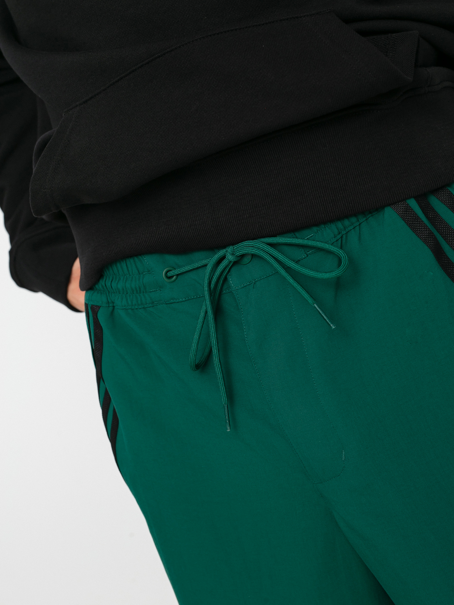 Spodnie adidas Workshop (cgreen/black)