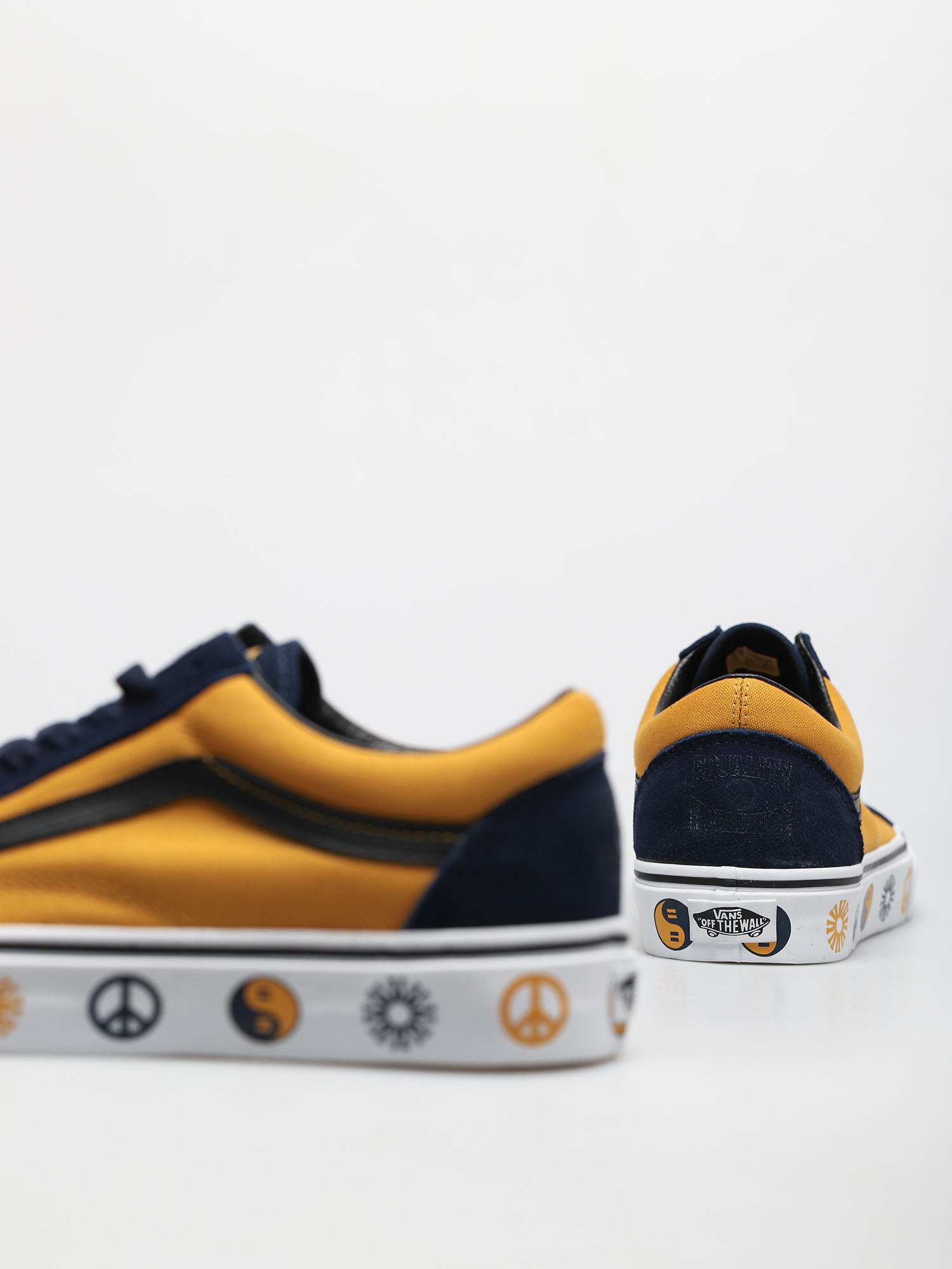 Buty Vans Old Skool (takeastand/drsblsgldnglw)