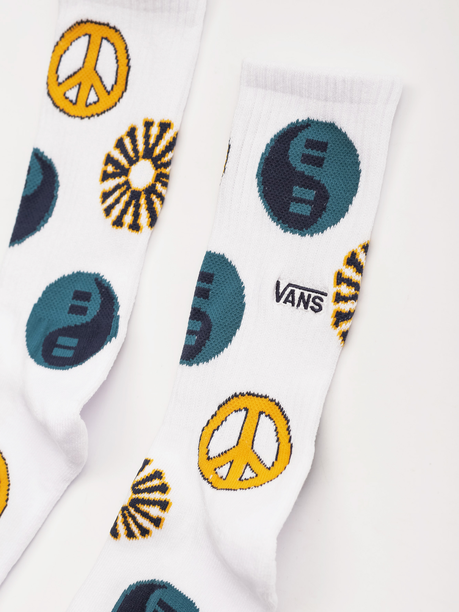 Skarpetki Vans Take A Stand Crew (white)