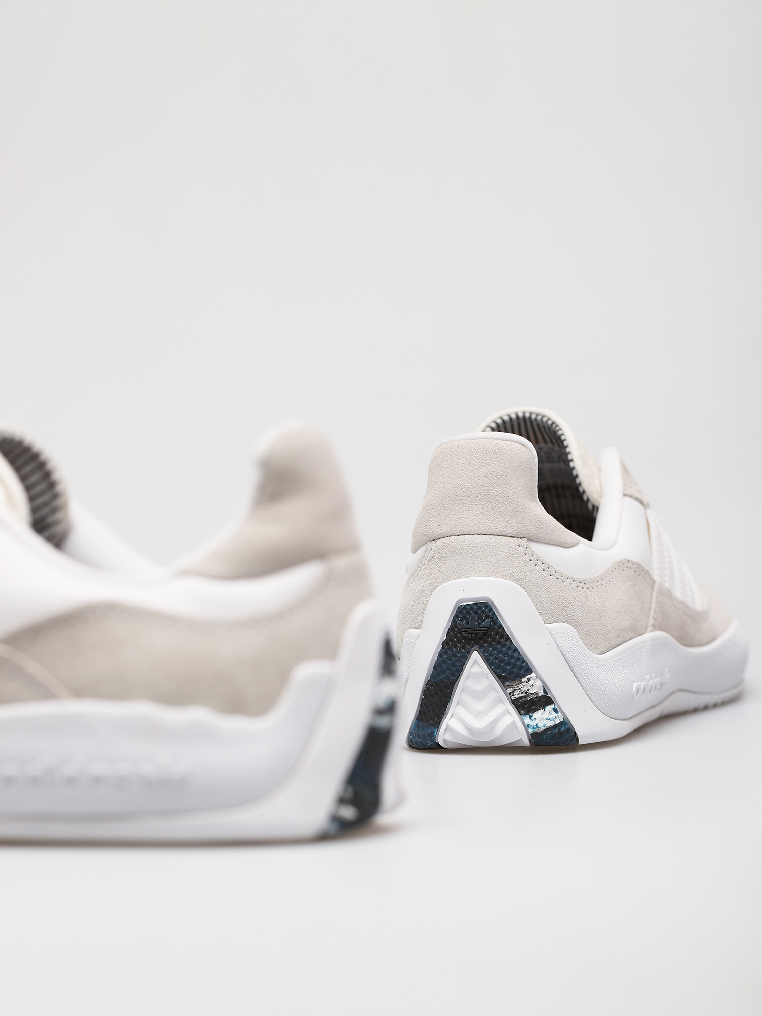 Buty adidas Puig (ftwwht/ftwwht/cblack)