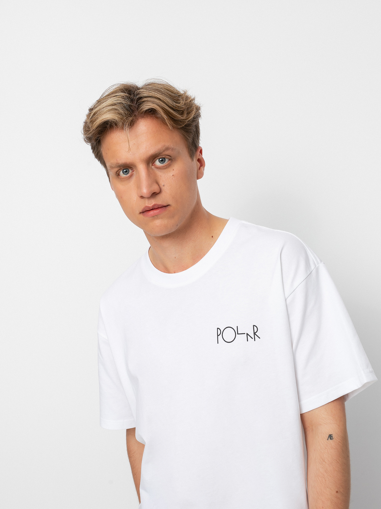 T-shirt Polar Skate Fill Logo (white)