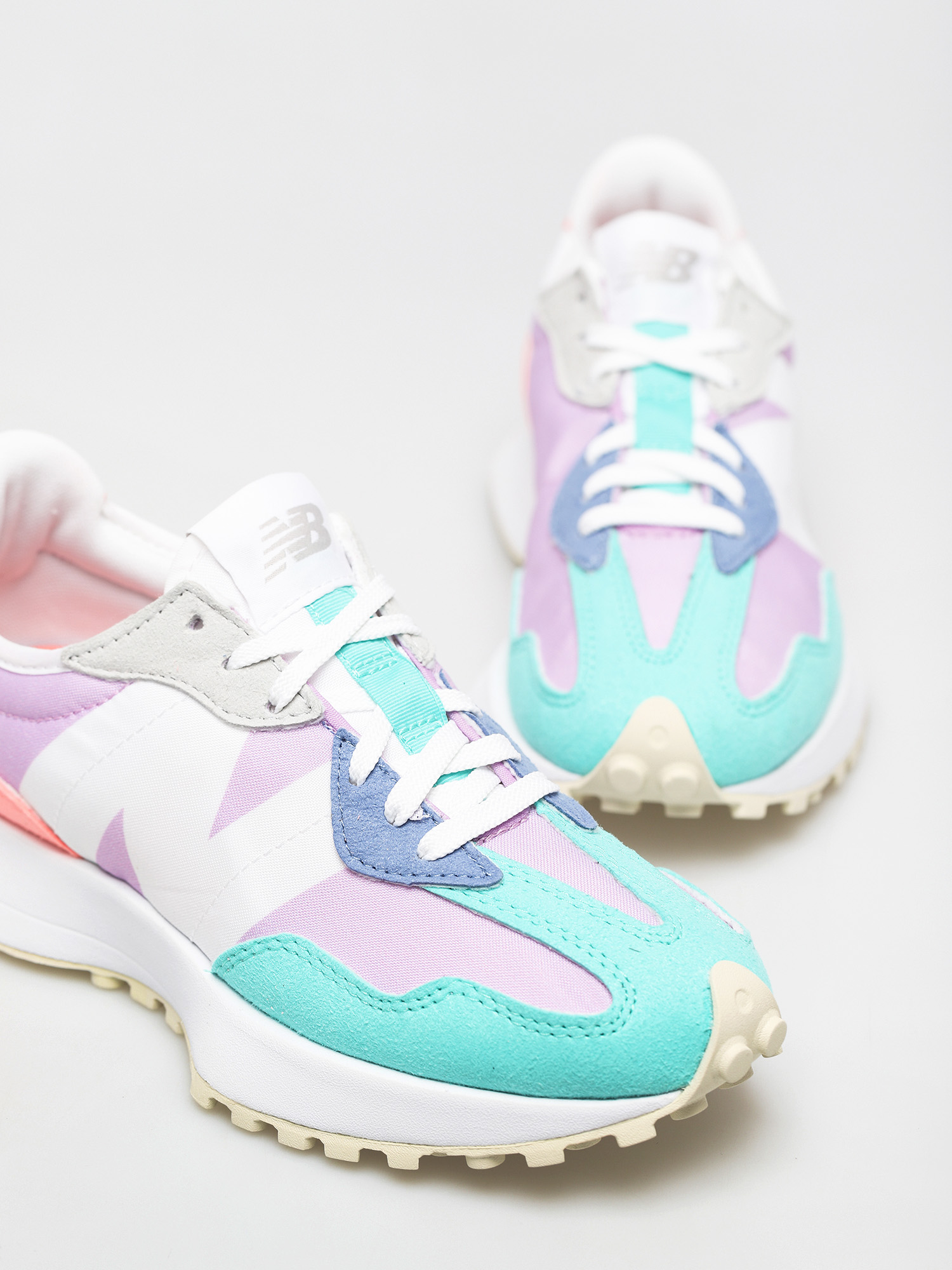 Buty New Balance 327 Wmn (purple)