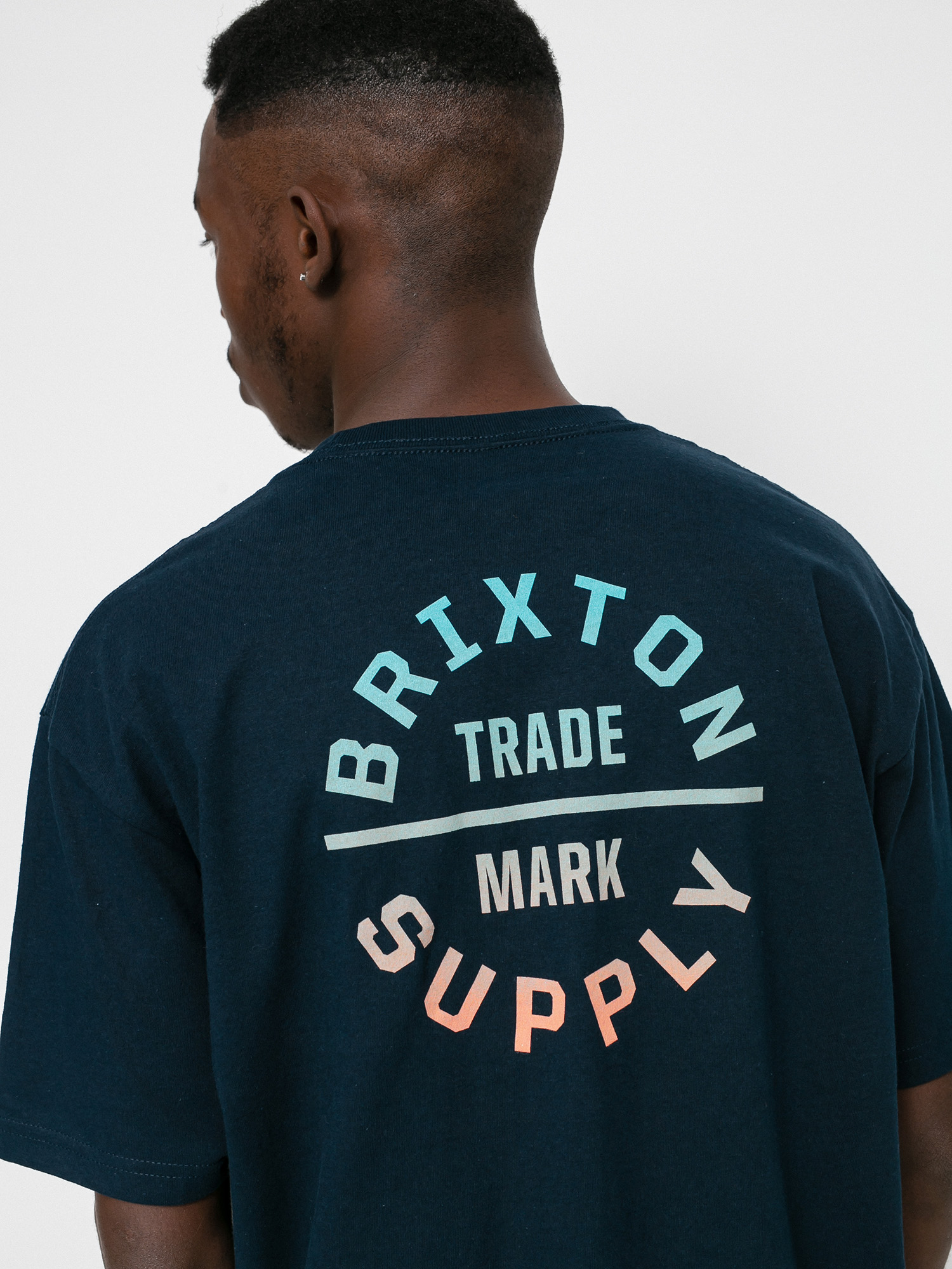 T-shirt Brixton Oath V Stt (midnight navy/gradient)