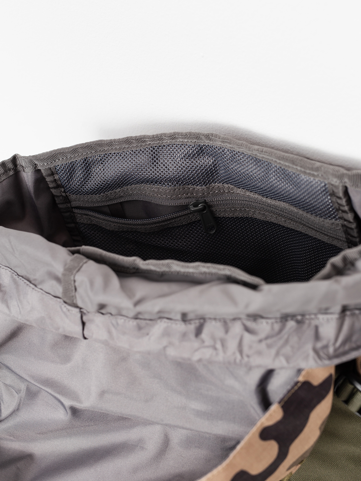 Plecak Burton Tinder 2.0 30L (martini olive terra camo)