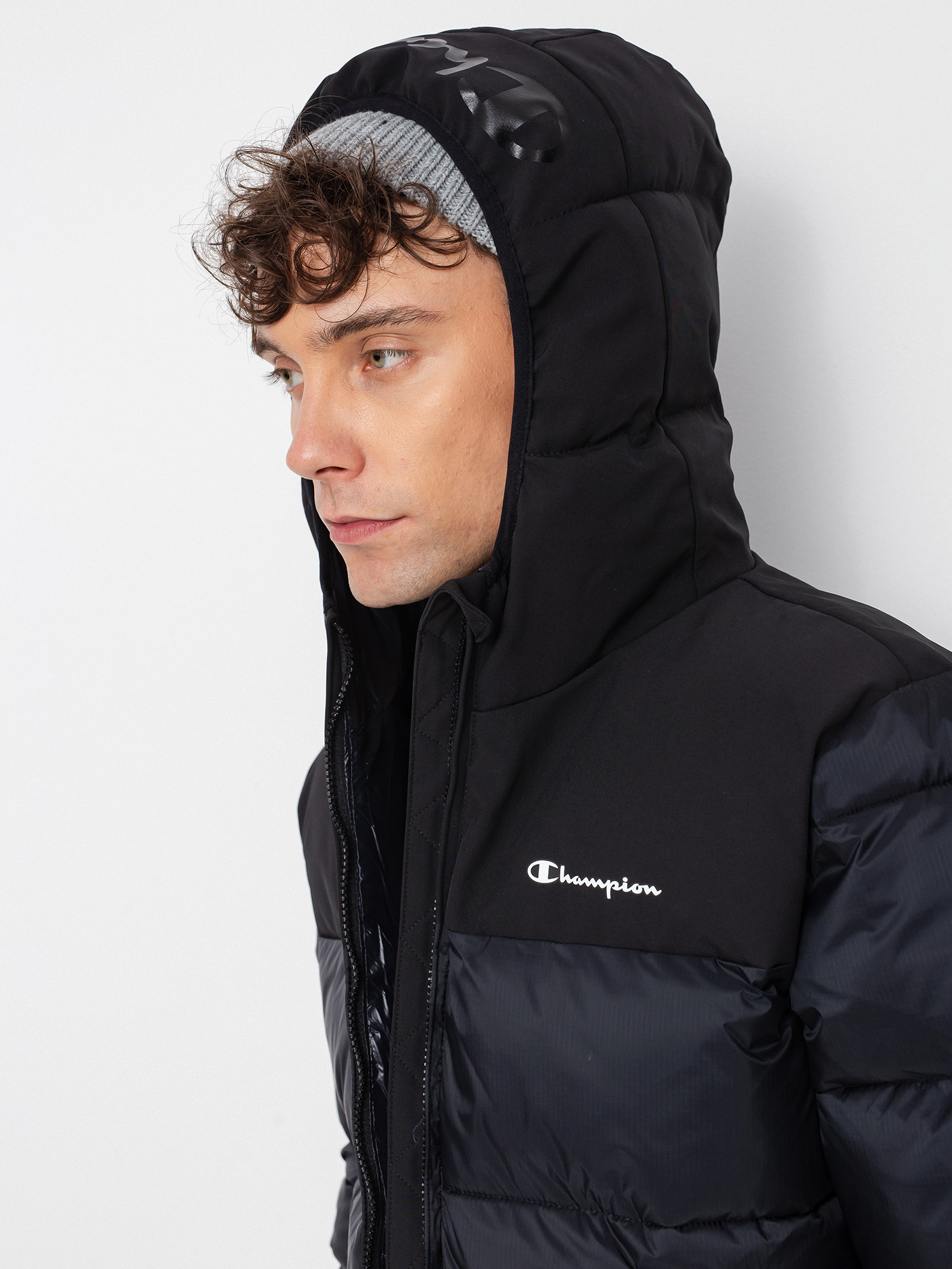 Kurtka Champion Legacy Hooded Jacket 216652 (nbk/nbk)