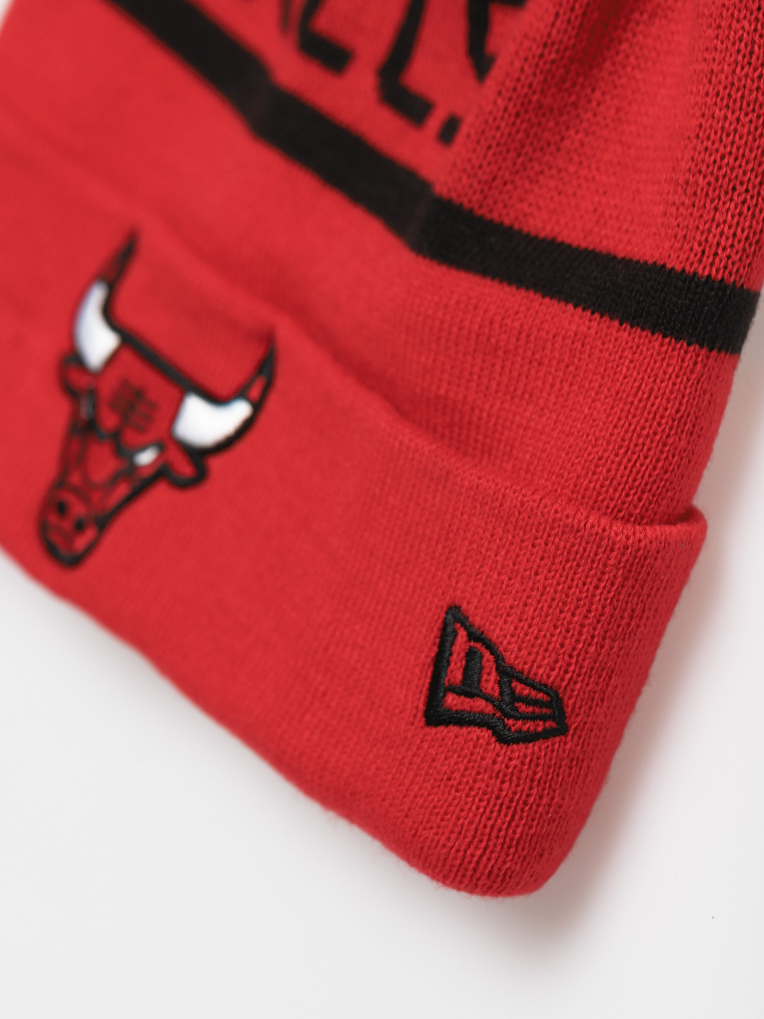Czapka zimowa New Era Jake Cuff Knit Chicago Bulls (red)