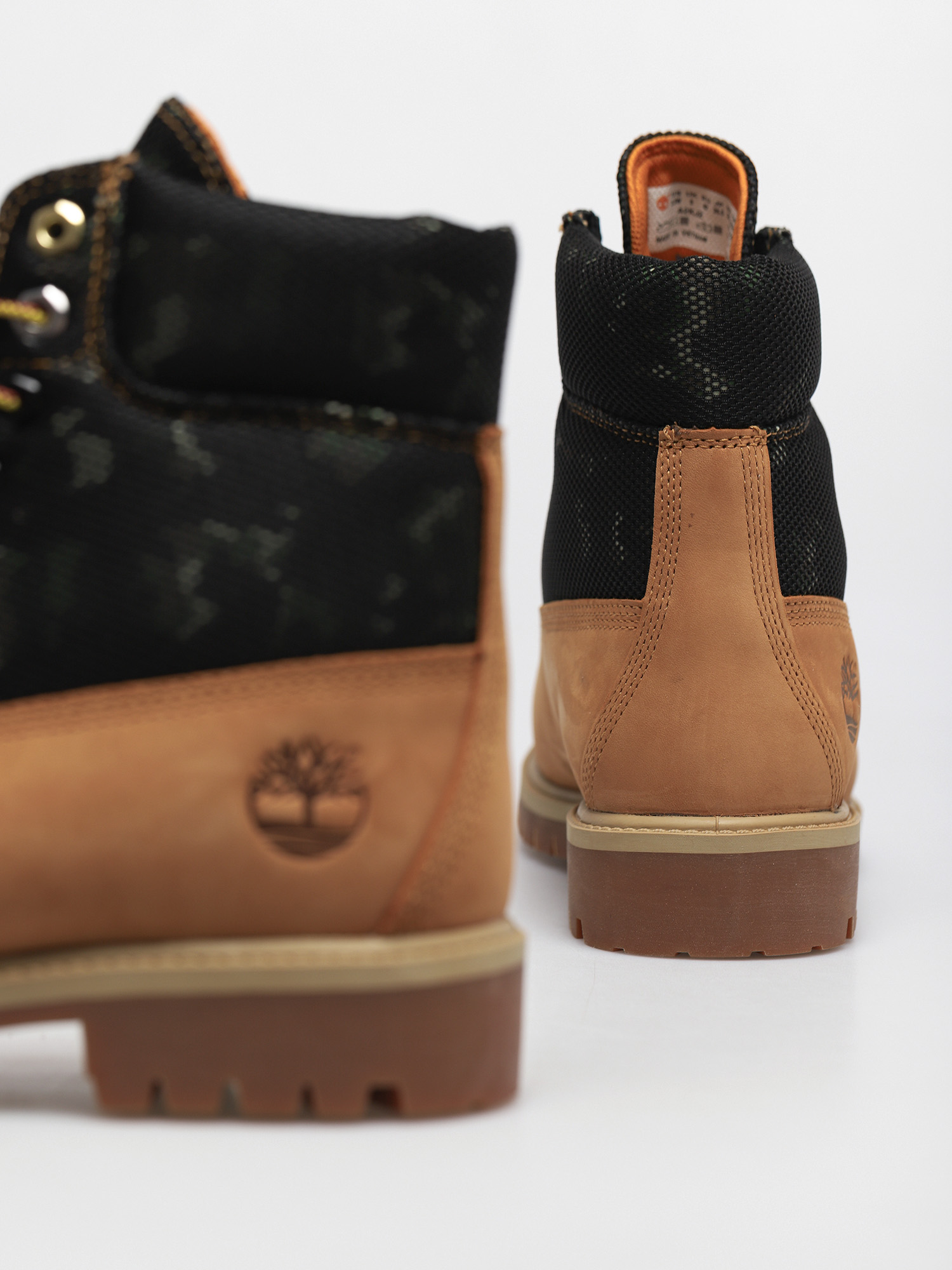 Buty Timberland 6 Heritage WP (black nubuck camo)