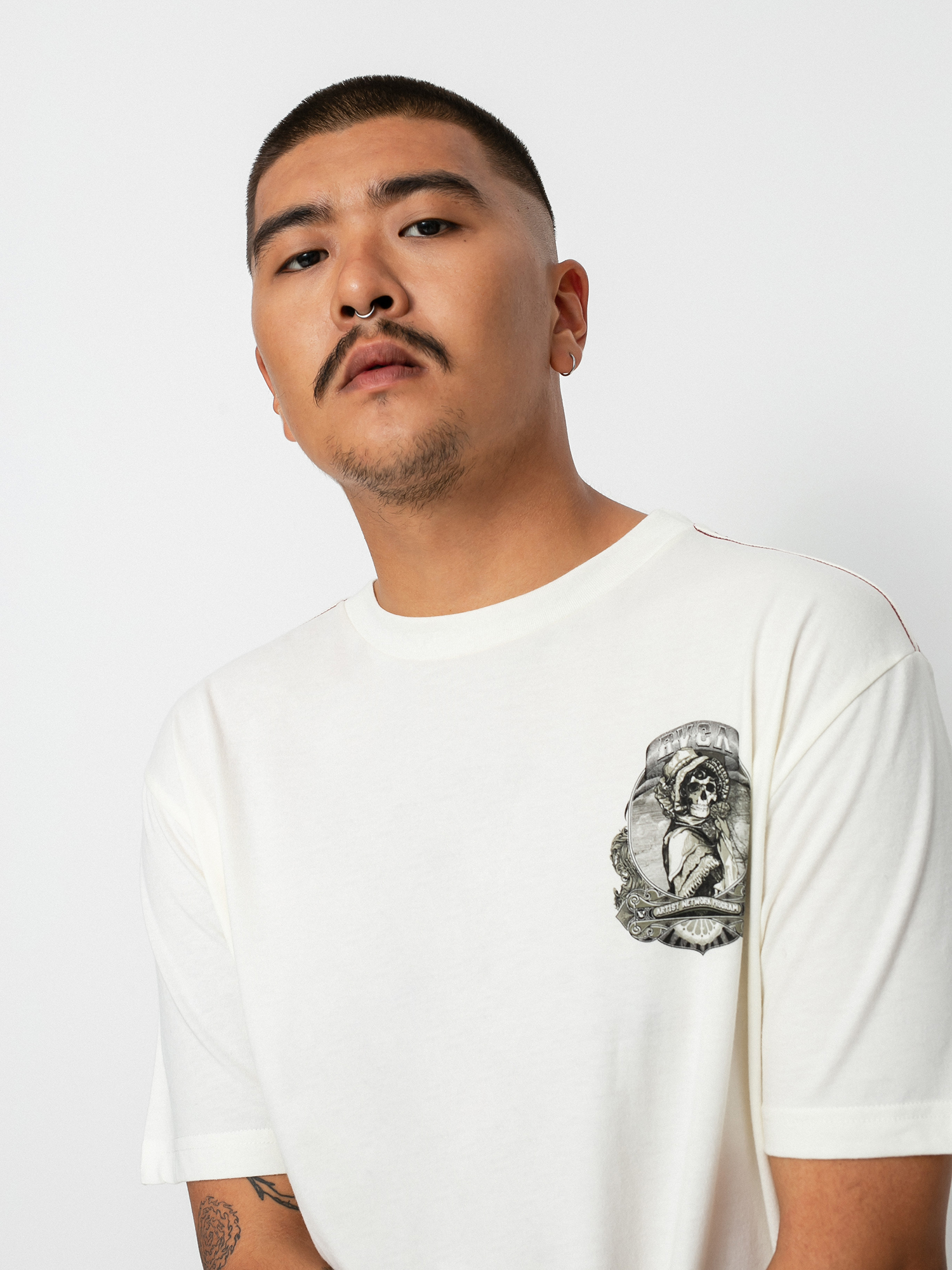 T-shirt RVCA Skull Bonnet (antique white)