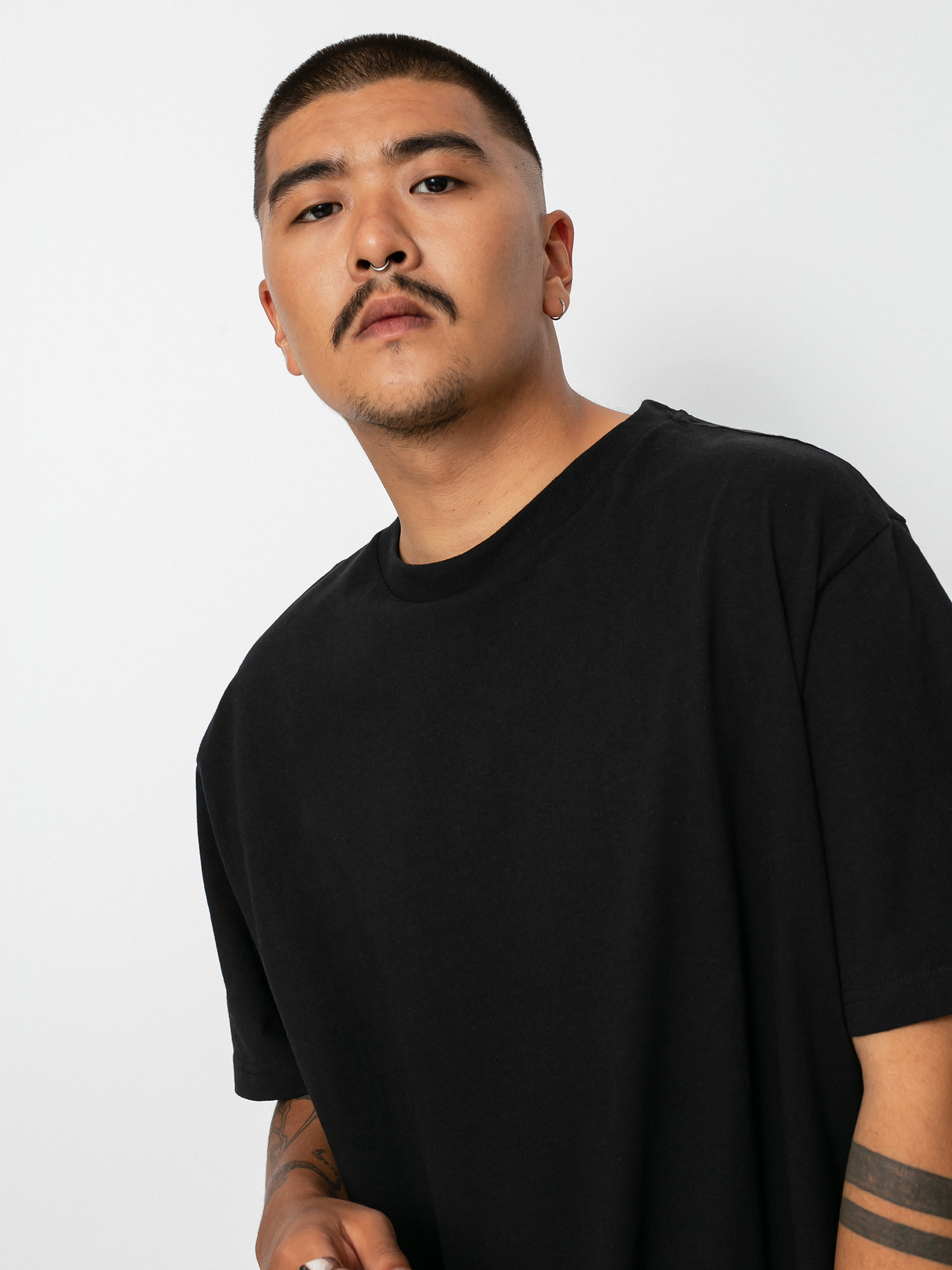 T-shirt RVCA Recession Tee (black)