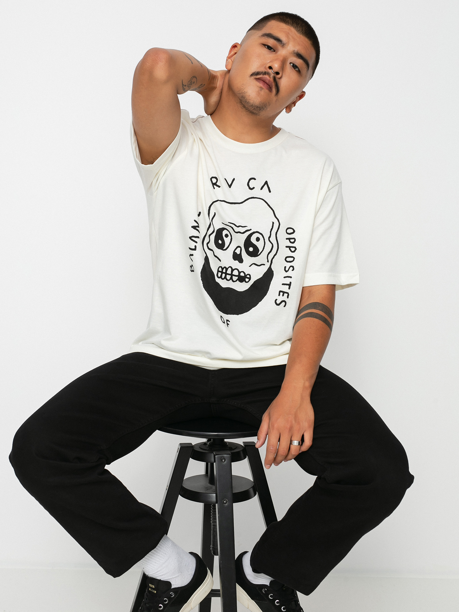 T-shirt RVCA Benj Skull (antique white)