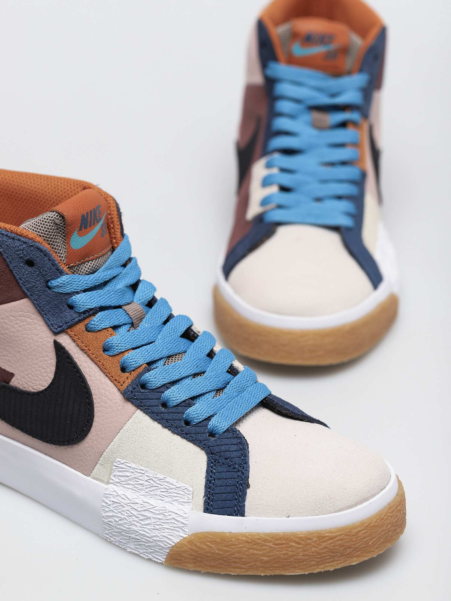 Buty Nike SB Zoom Blazer Mid Premium (dark wine/black pink oxford cashmere)