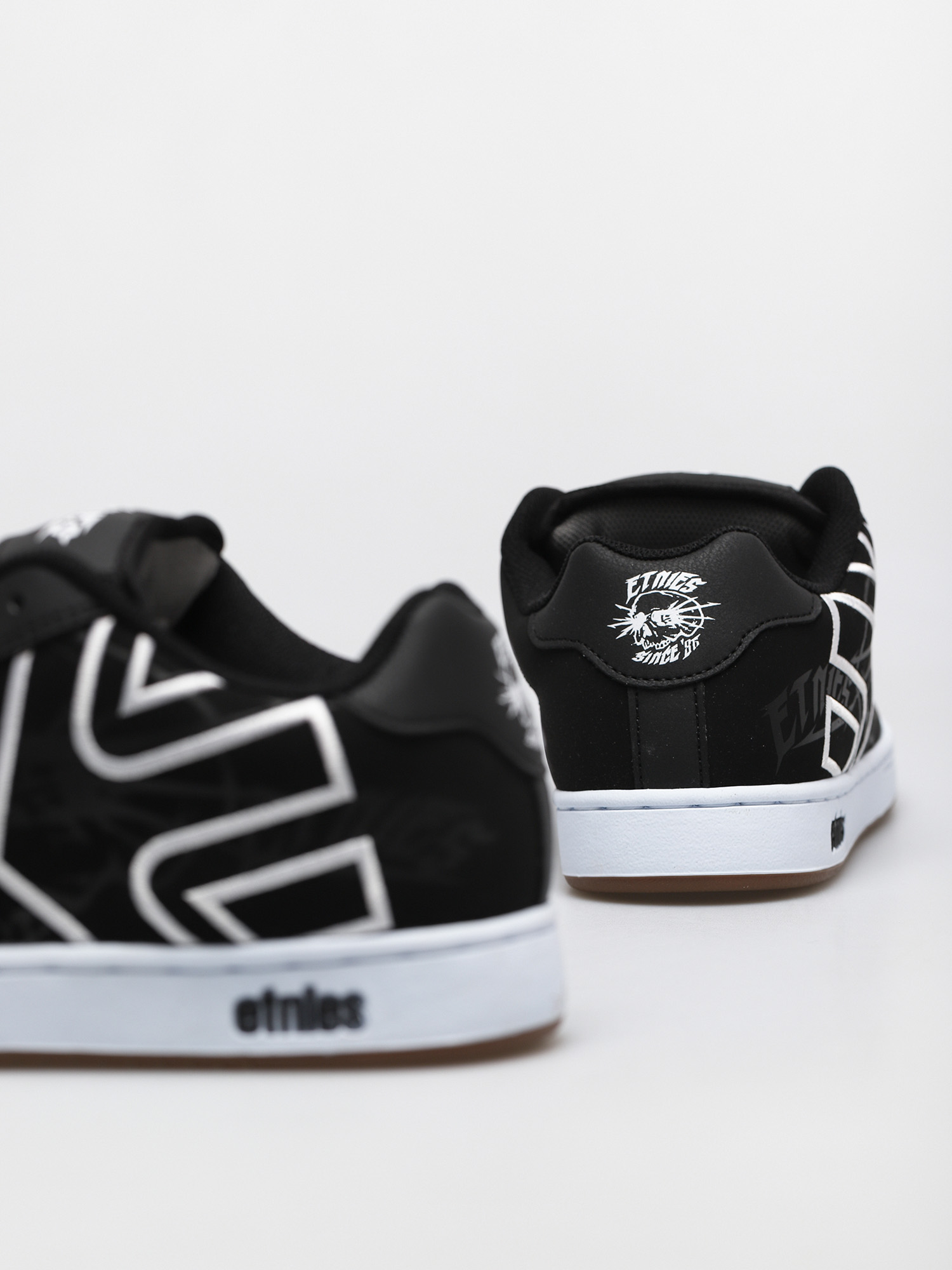 Buty Etnies Fader (black/skulls)