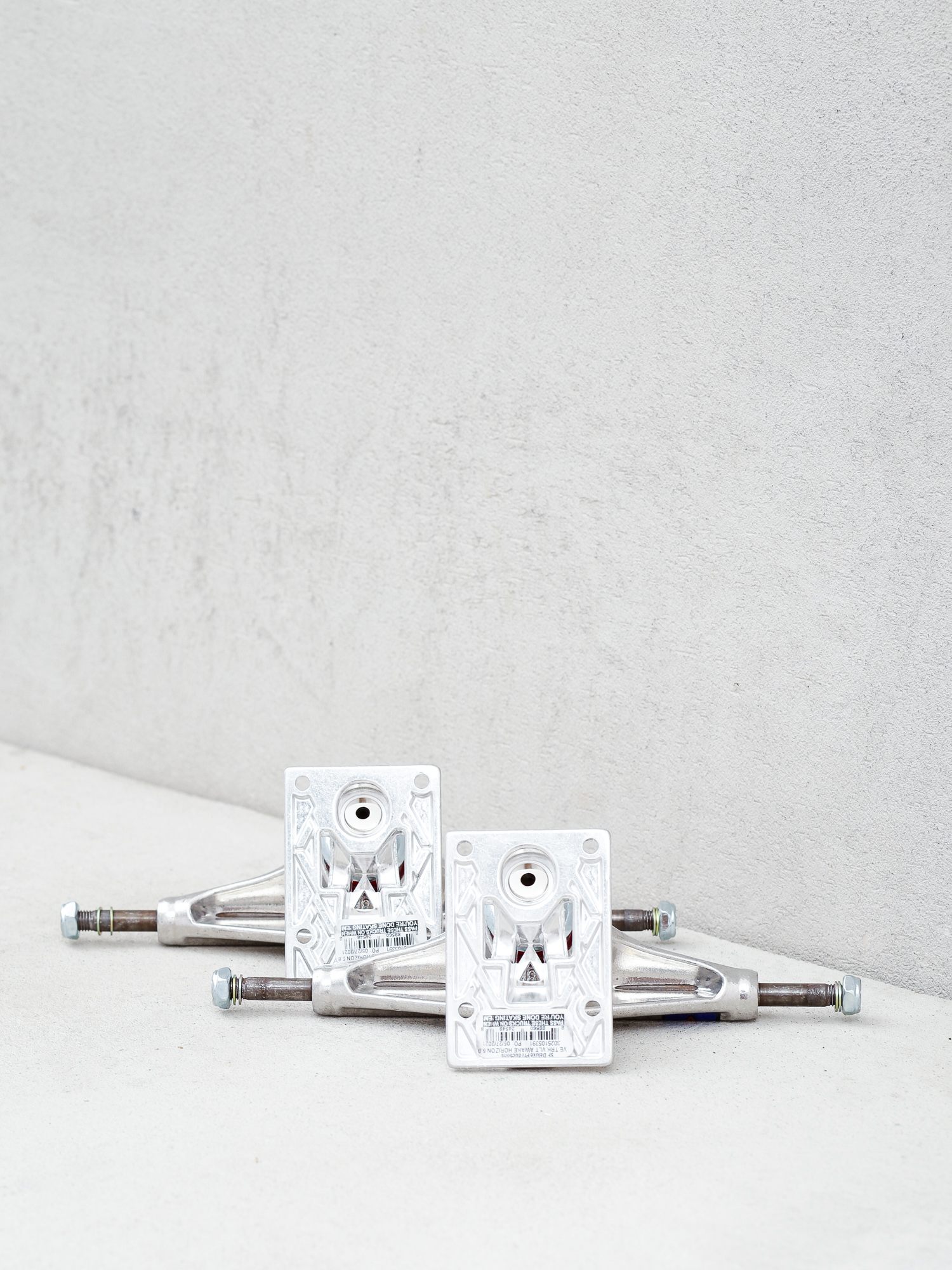 Traki Venture Awake Horizno V Lights (polished/w red)