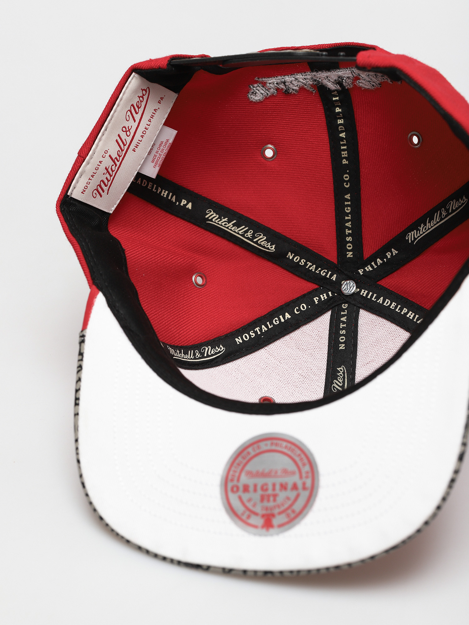 Czapka z daszkiem Mitchell & Ness Chicago Bulls (red/white)