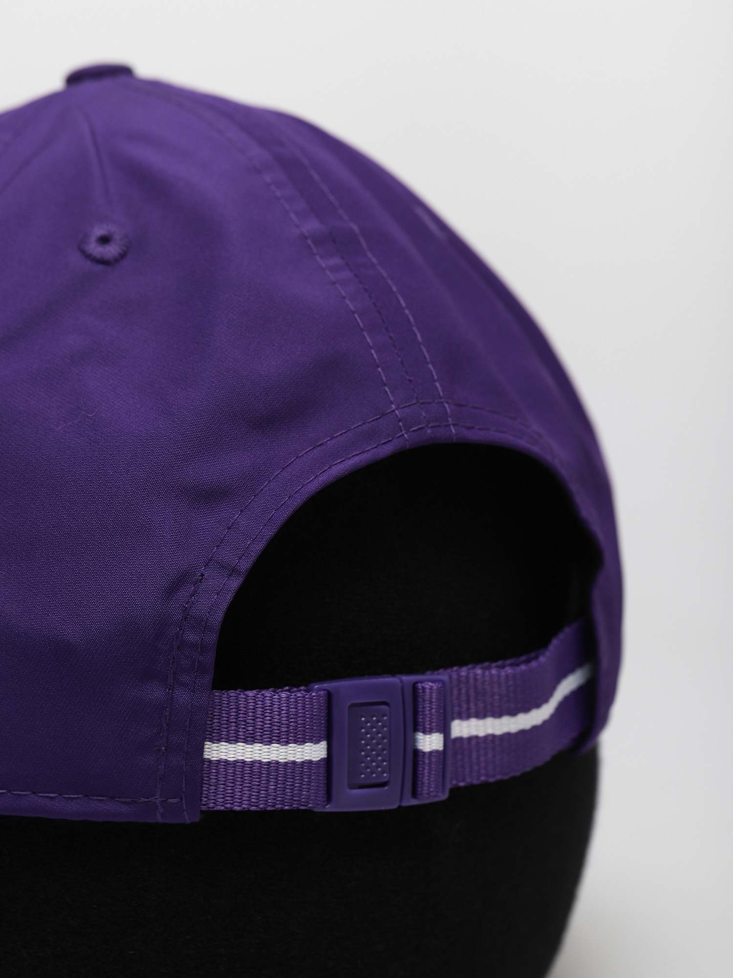 Czapka z daszkiem New Era Two Tone 9Forty Los Angeles Lakers (purple)