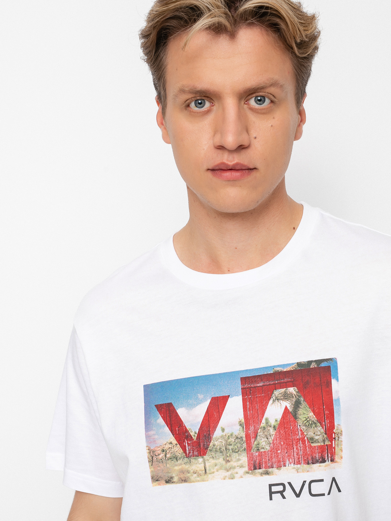 T-shirt RVCA Balance Box (white)