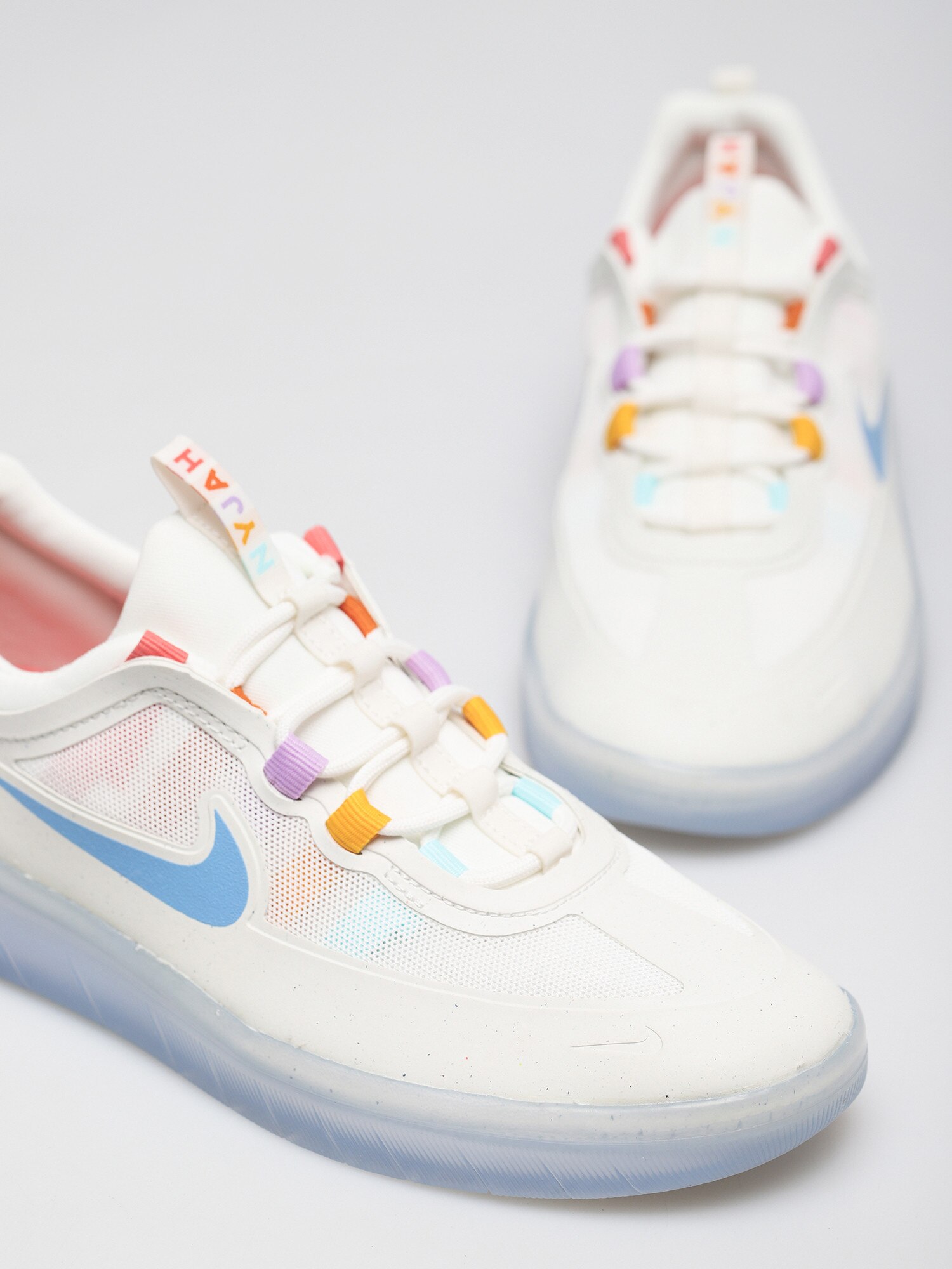 Buty Nike SB Nyjah Free 2 (summit white/coast pink salt lilac)