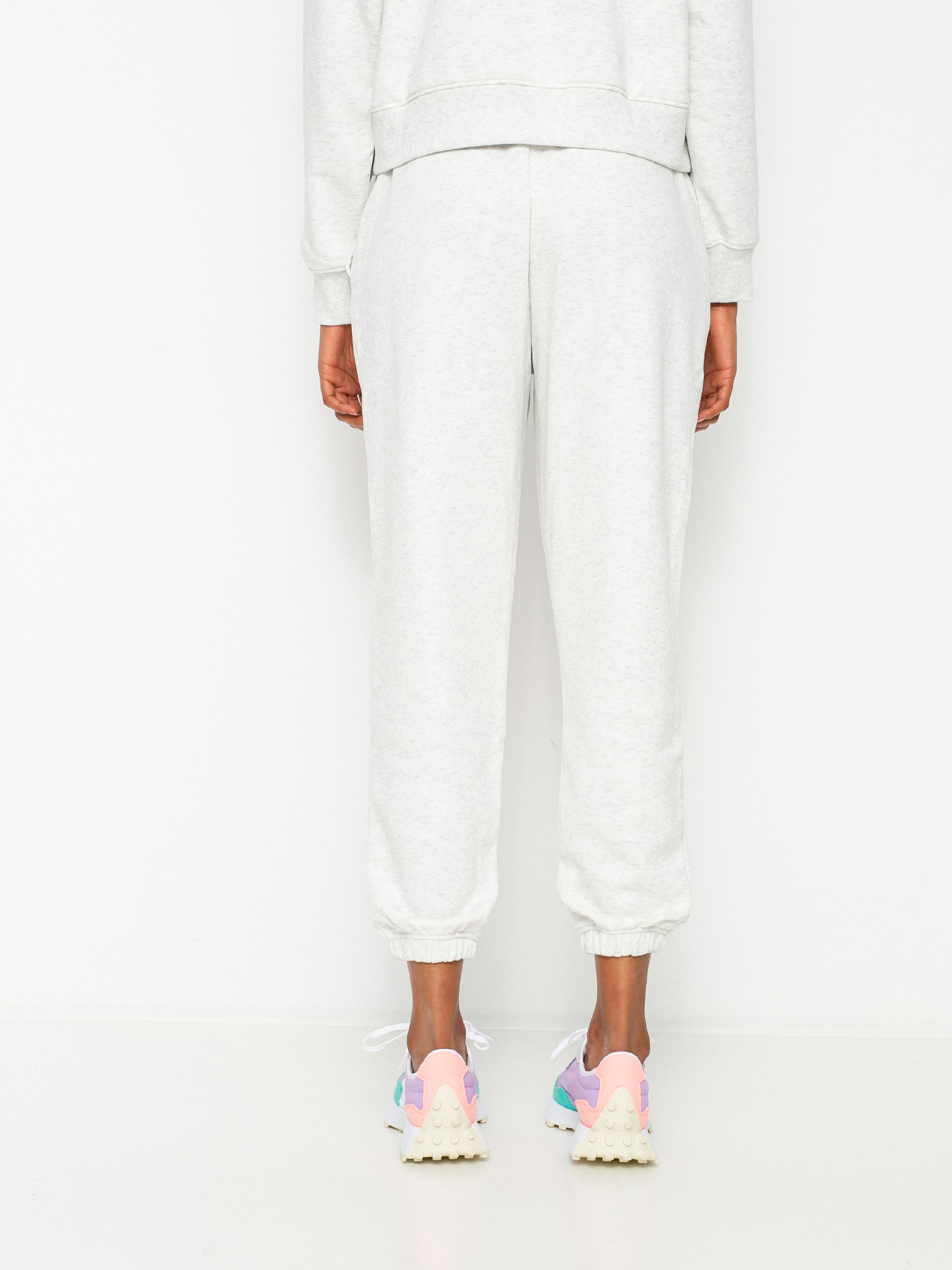 Spodnie New Balance Athletics Intelligent Choice Wmn (sea salt heather)