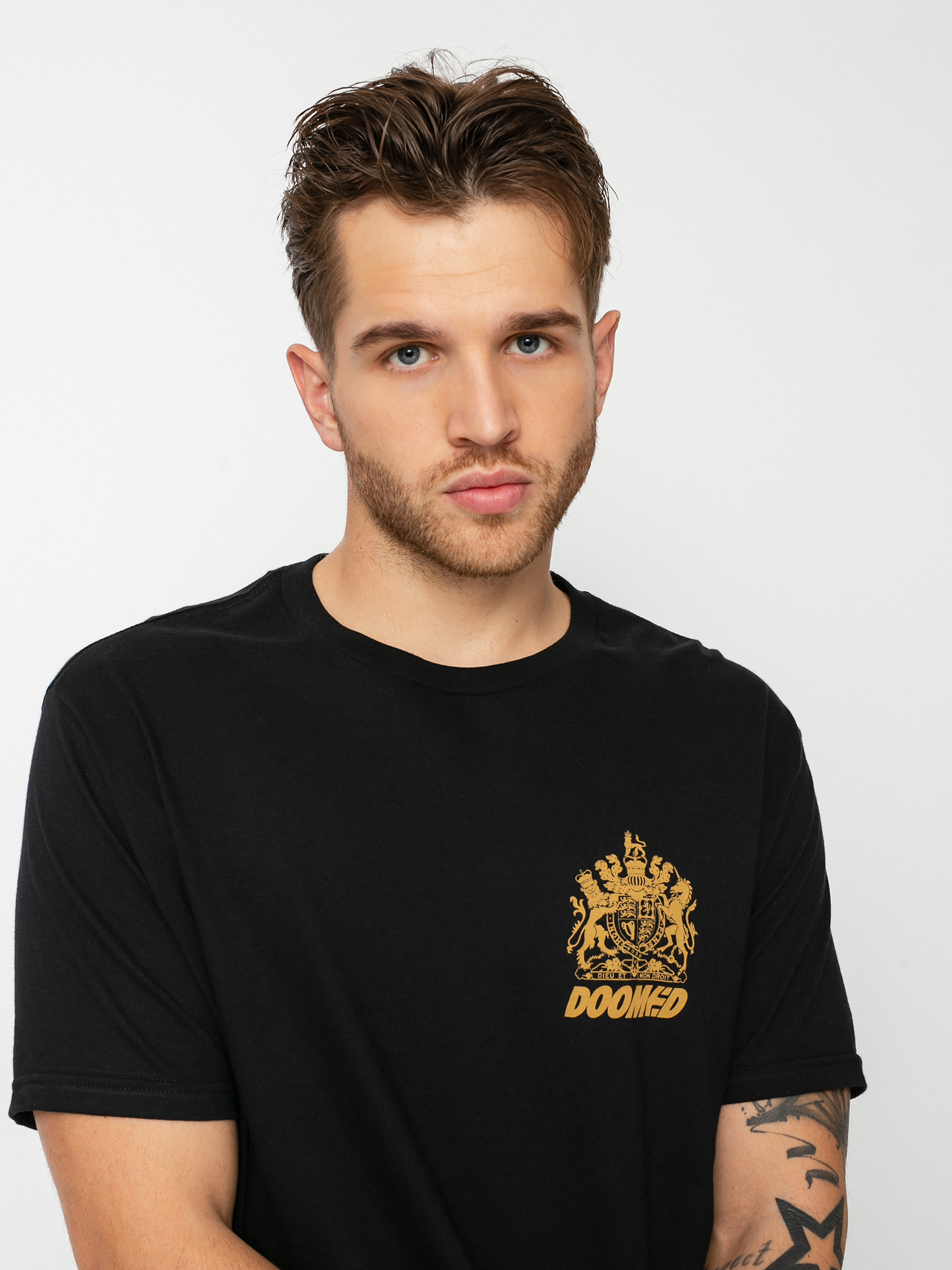 T-shirt Etnies Doomed Crest (black)
