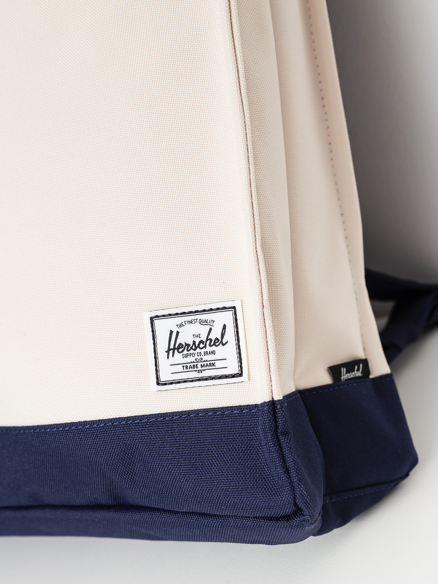 Plecak Herschel Supply Co. City Mid Volume (peacoat/birch)