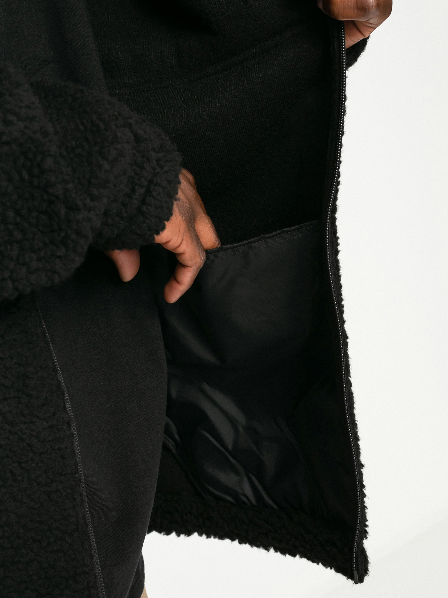 Bluza Vans Vans World Code Sherpa FZ (black/grape leaf)