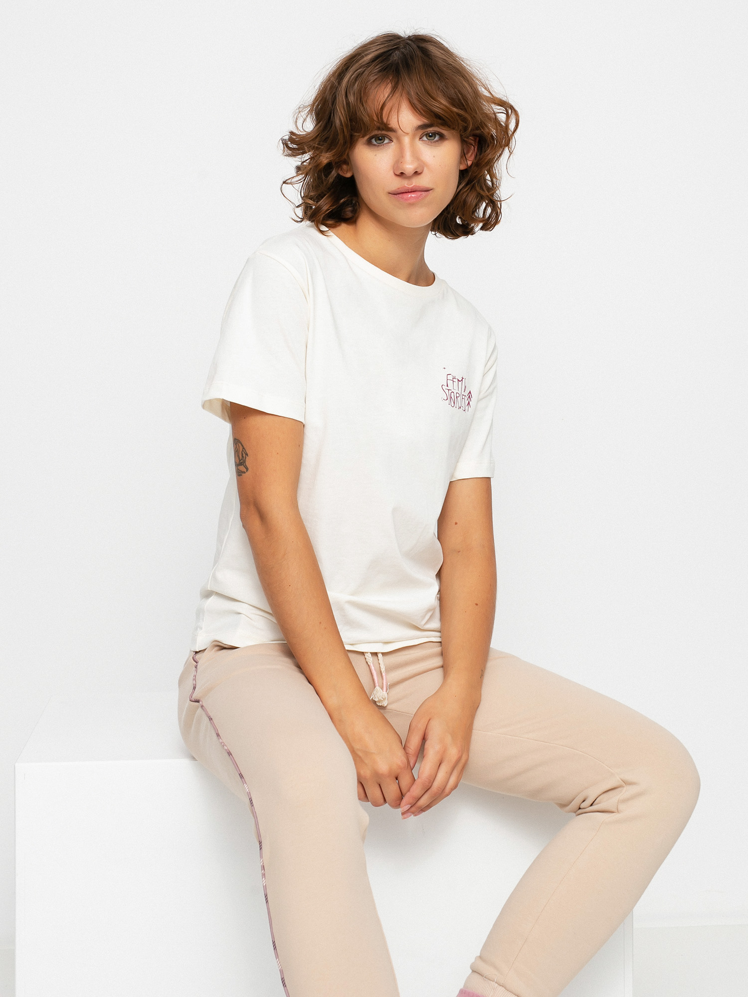 T-shirt Femi Stories Manuel Wmn (ecr)