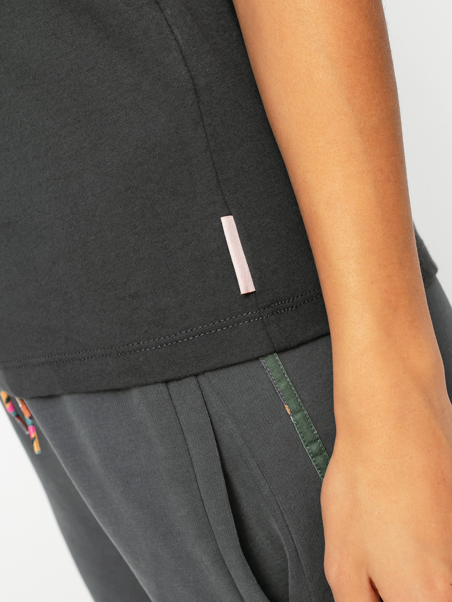 T-shirt Femi Stories Manuel Wmn (wblk)