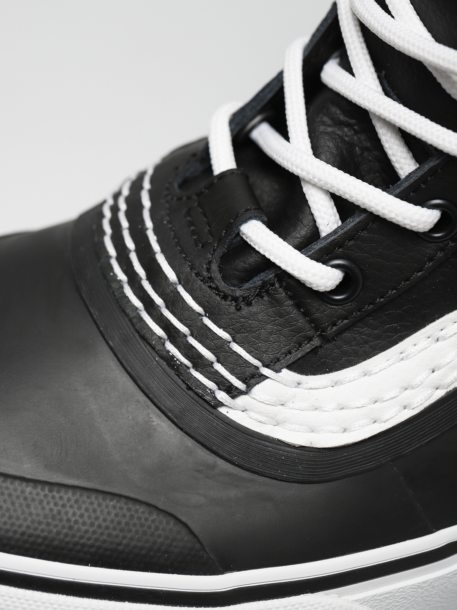 Buty Vans Standard Mid Snow MTE (black/white)