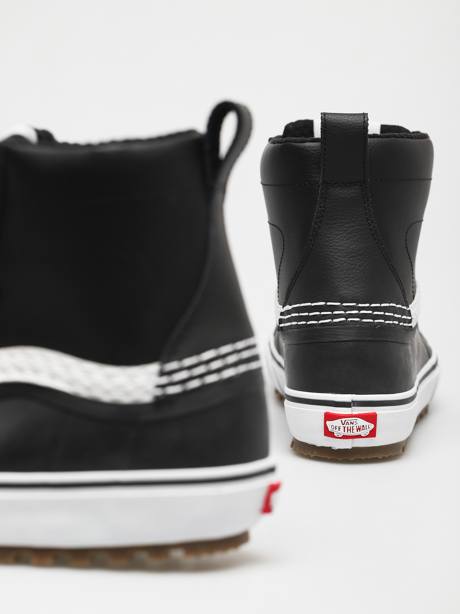 Buty Vans Standard Mid Snow MTE (black/white)