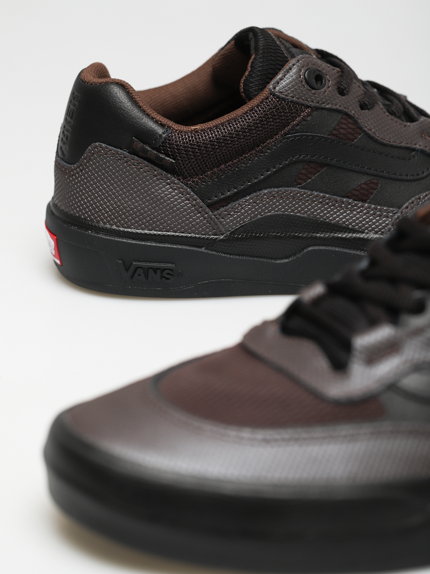 Buty Vans X Justin Henry Wayvee (coffee bean)