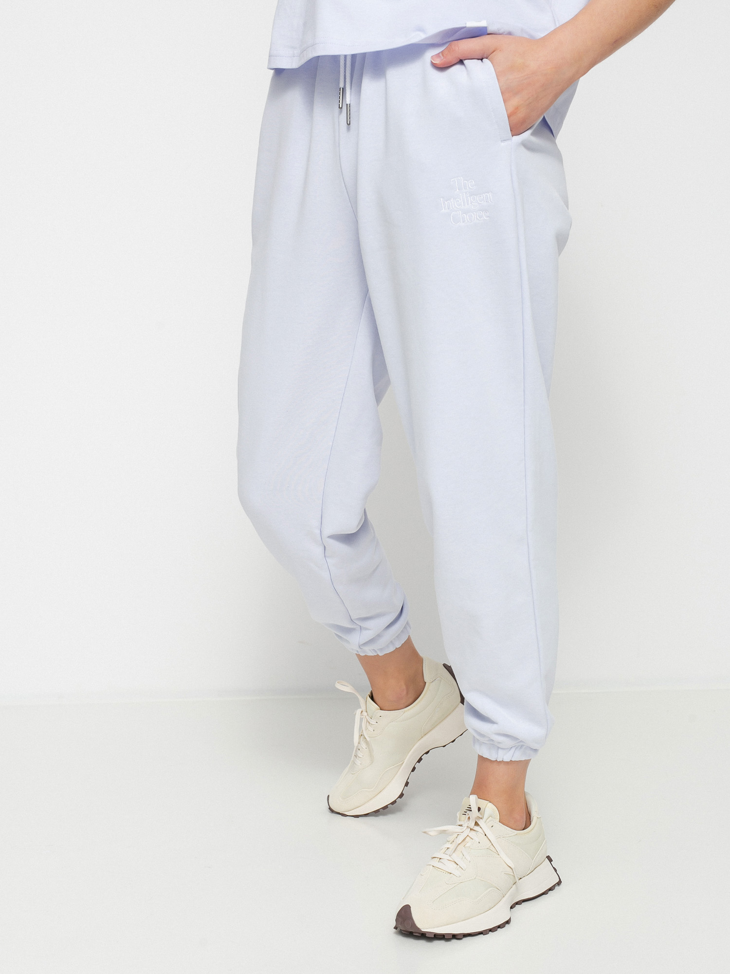 Spodnie New Balance Athletics Intelligent Choice Wmn (silent grey)