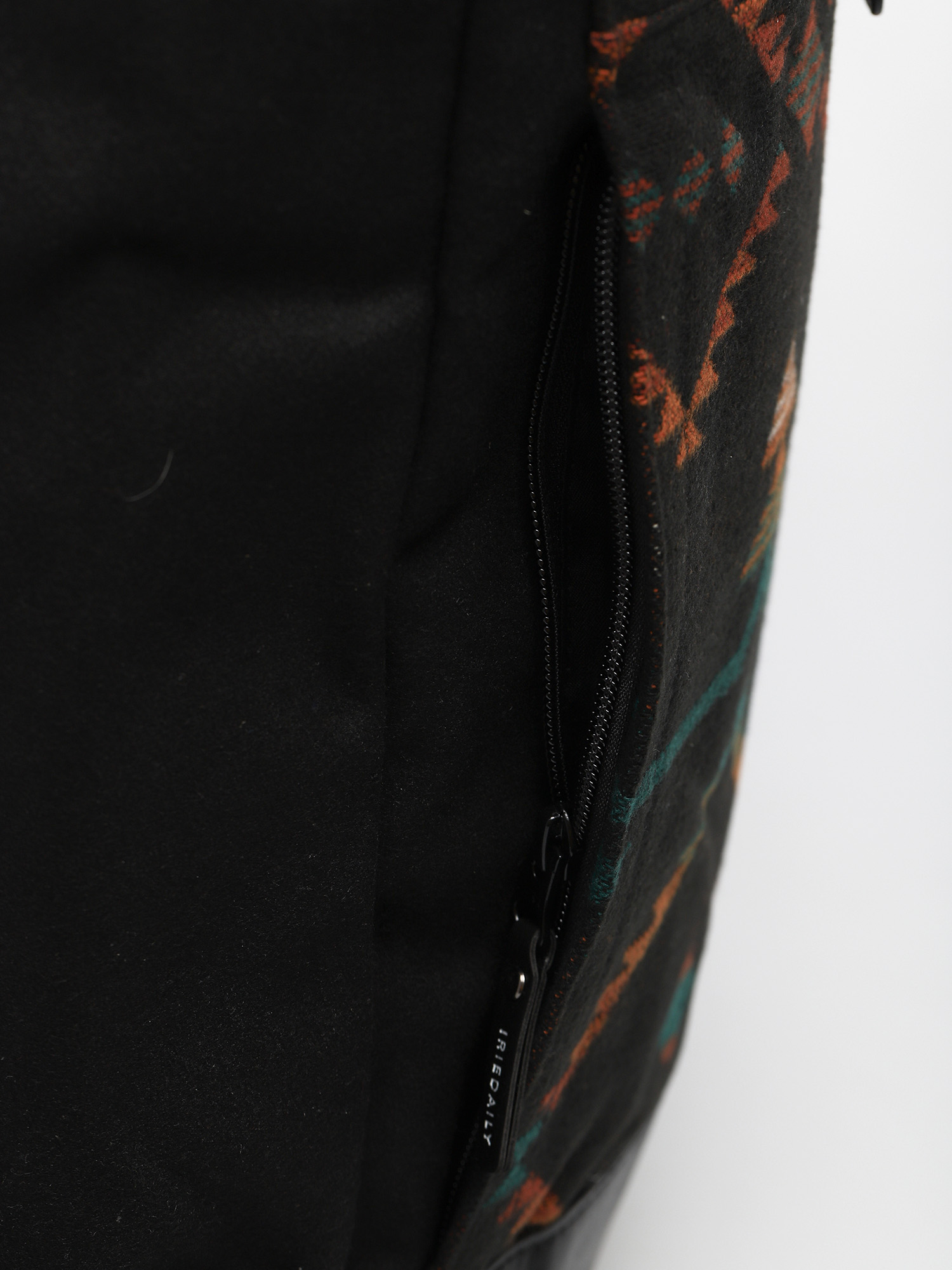 Plecak Iriedaily Santania Rolltop (petrol red)