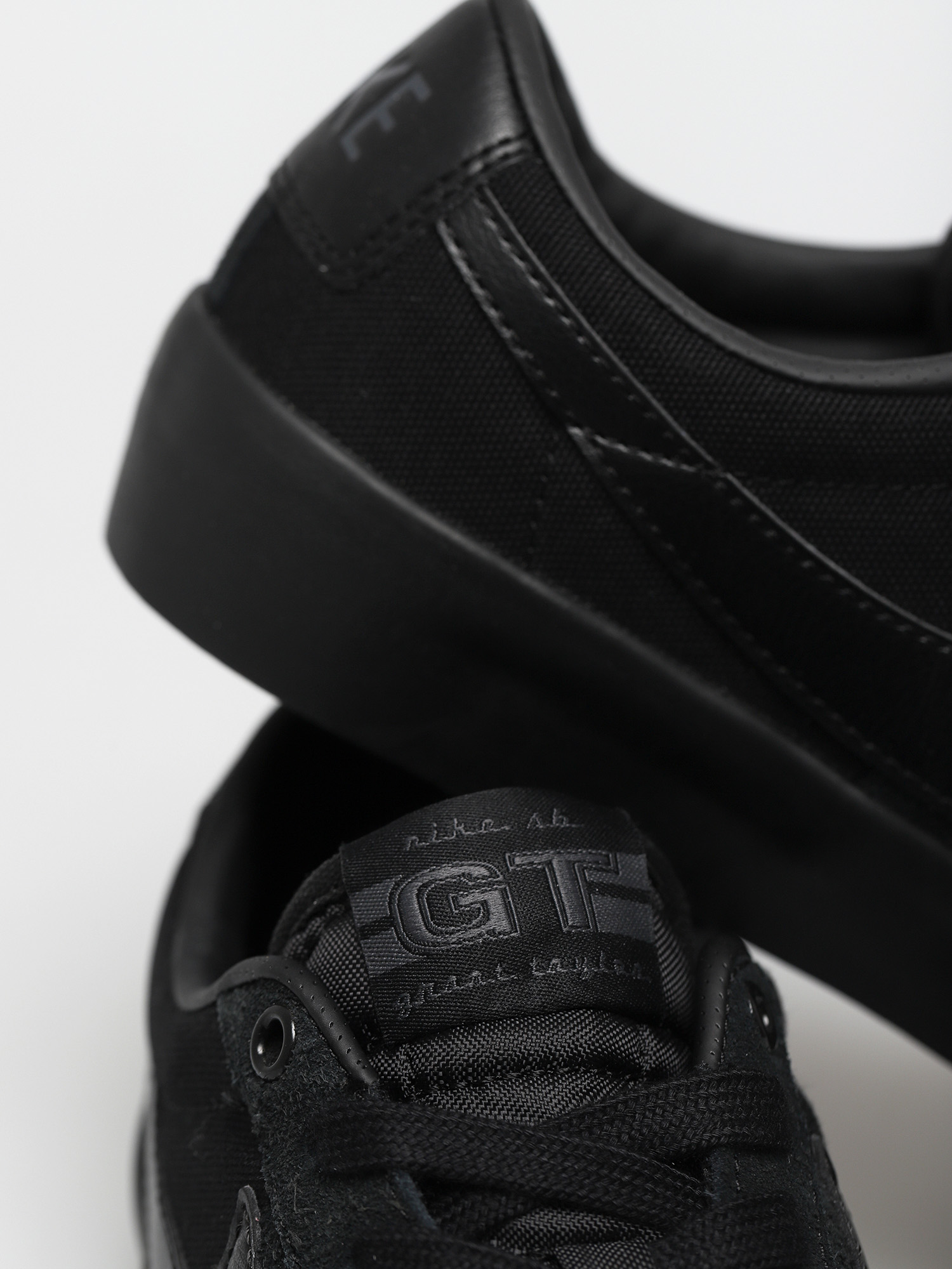 Buty Nike SB Zoom Blazer Low Pro Gt (black/black black anthracite)