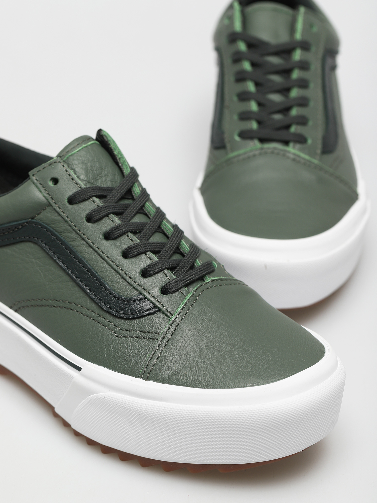 Buty Vans Old Skool Stacked (tumbled lthr/thyme/trwht)