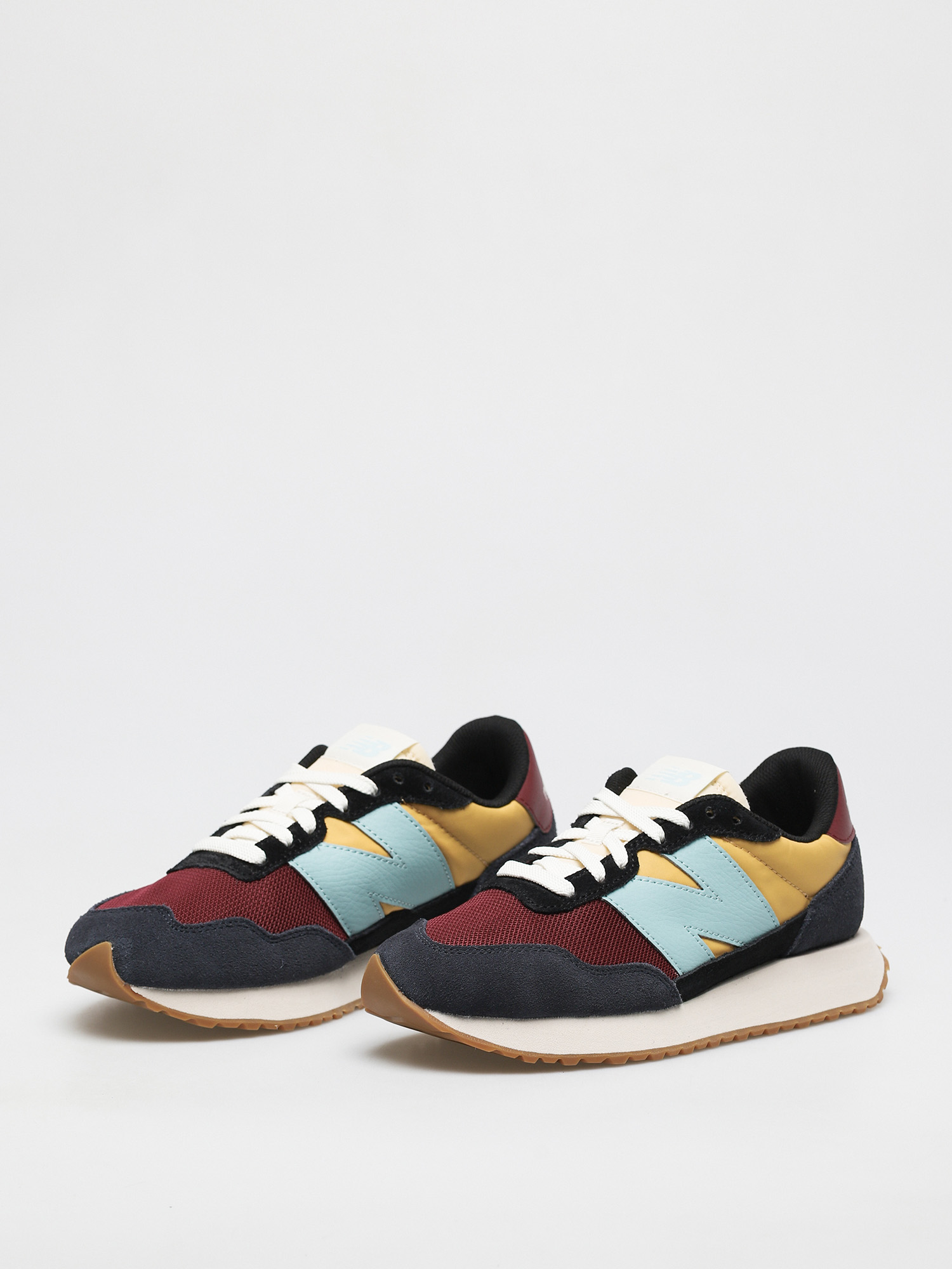 Buty New Balance 237 (outer space)