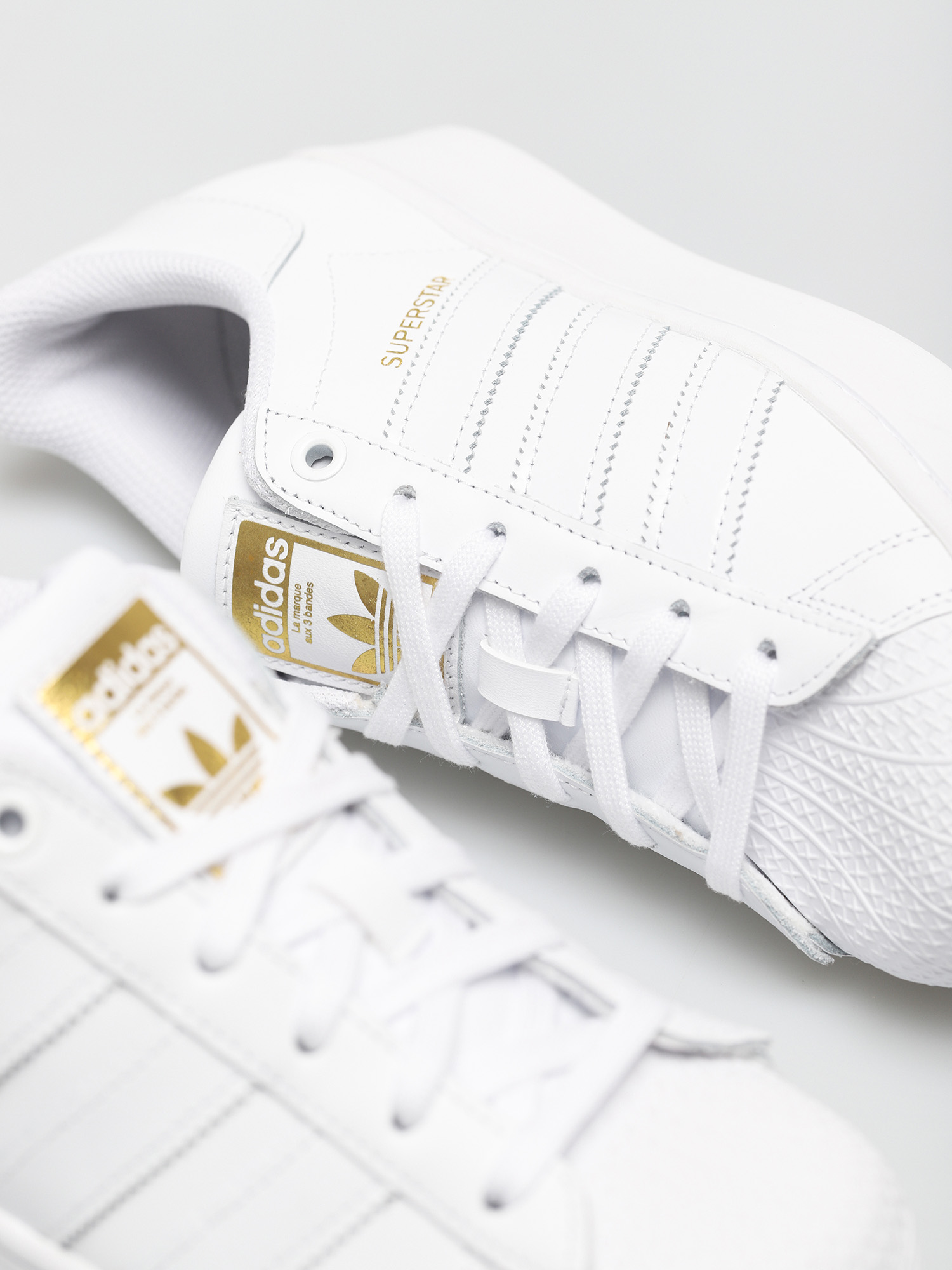 Buty adidas Originals Superstar Bold Wmn (ftwwht/ftwwht/goldmt)