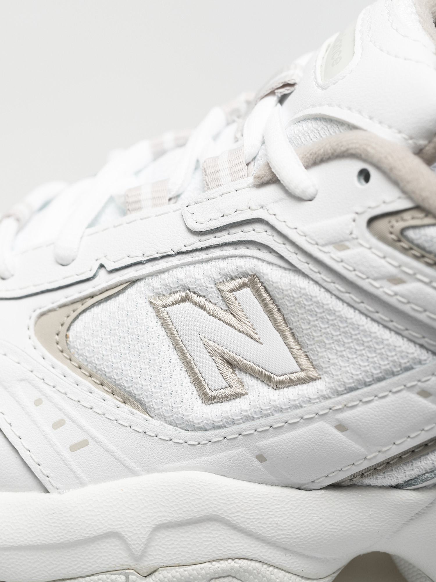 Buty New Balance X452 Wmn (white/grey)