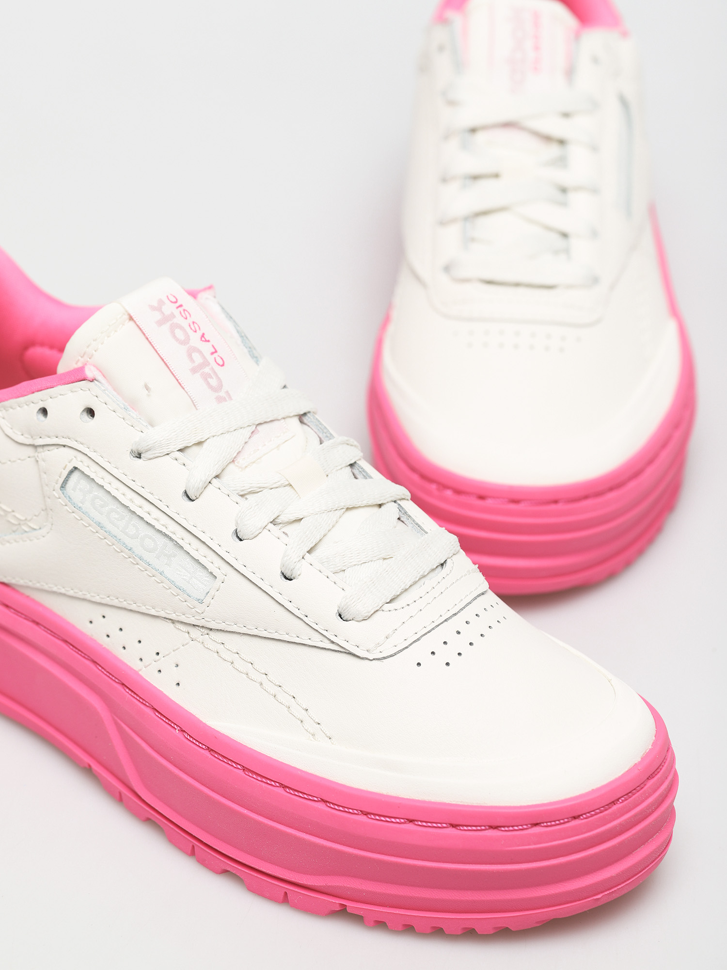 Buty Reebok Club C Double Geo Wmn (chalk/chalk/atopnk)