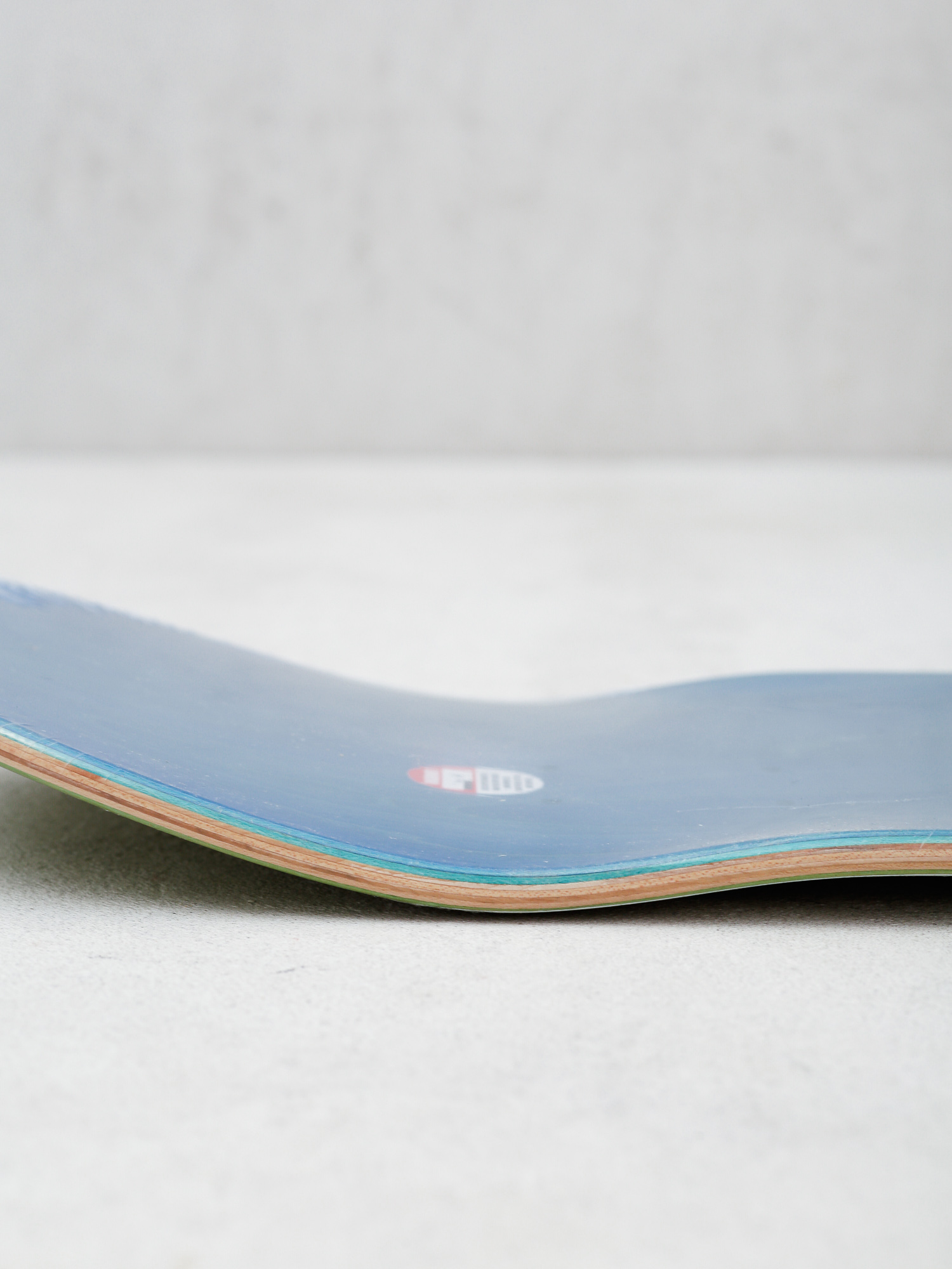 Deck Antihero Russo Usual Suspect (green/white)