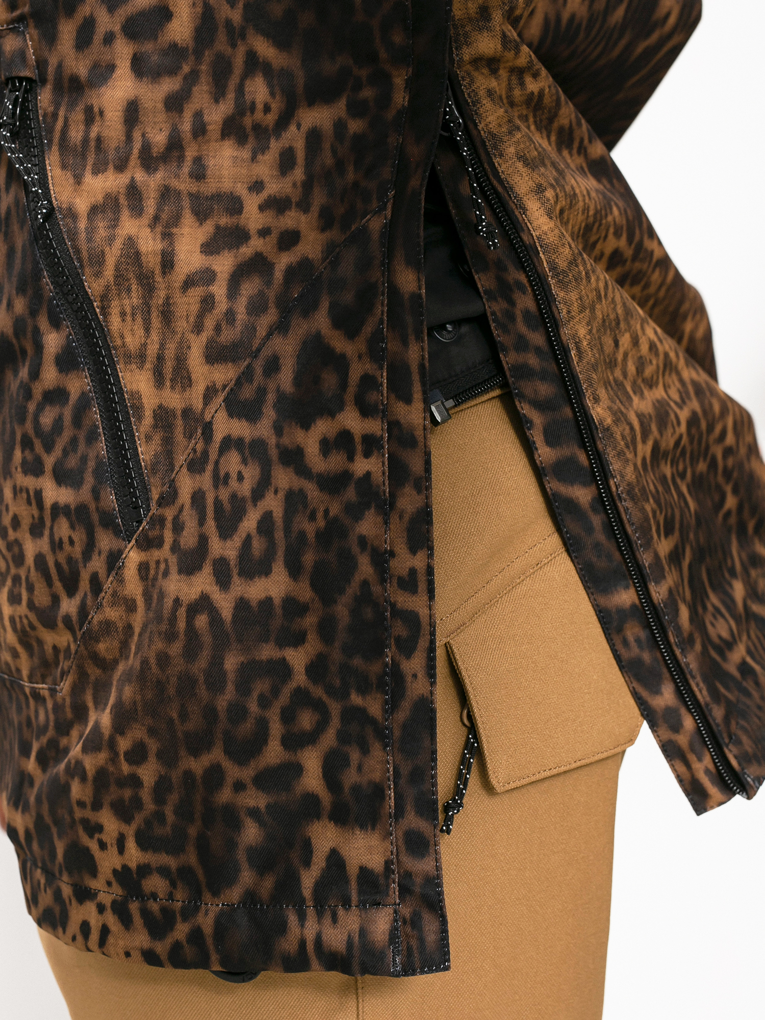 Damska Kurtka snowboardowa Volcom Mirror HD (leopard)