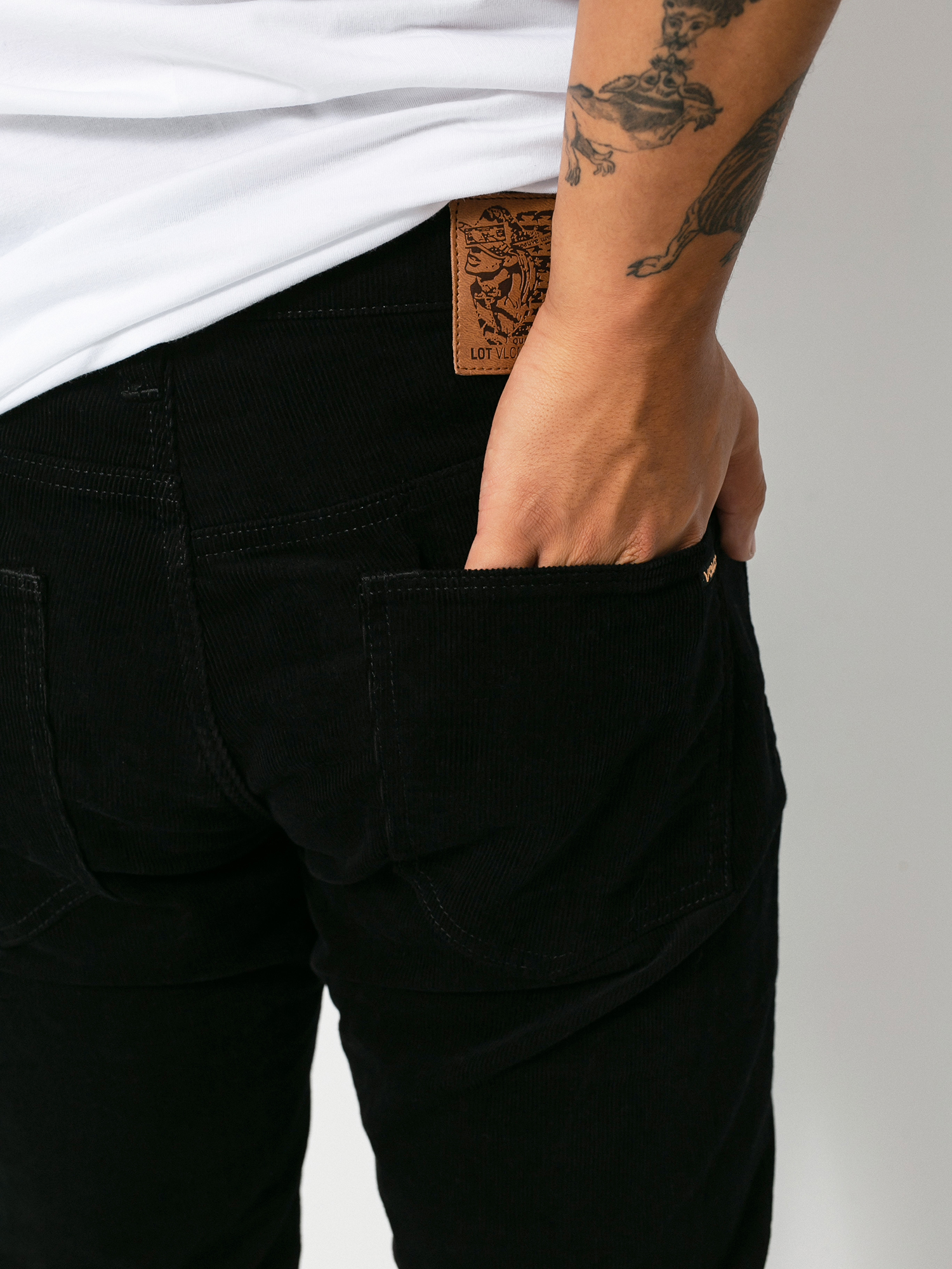 Spodnie Volcom Vorta 5 Pocket Cord (black)