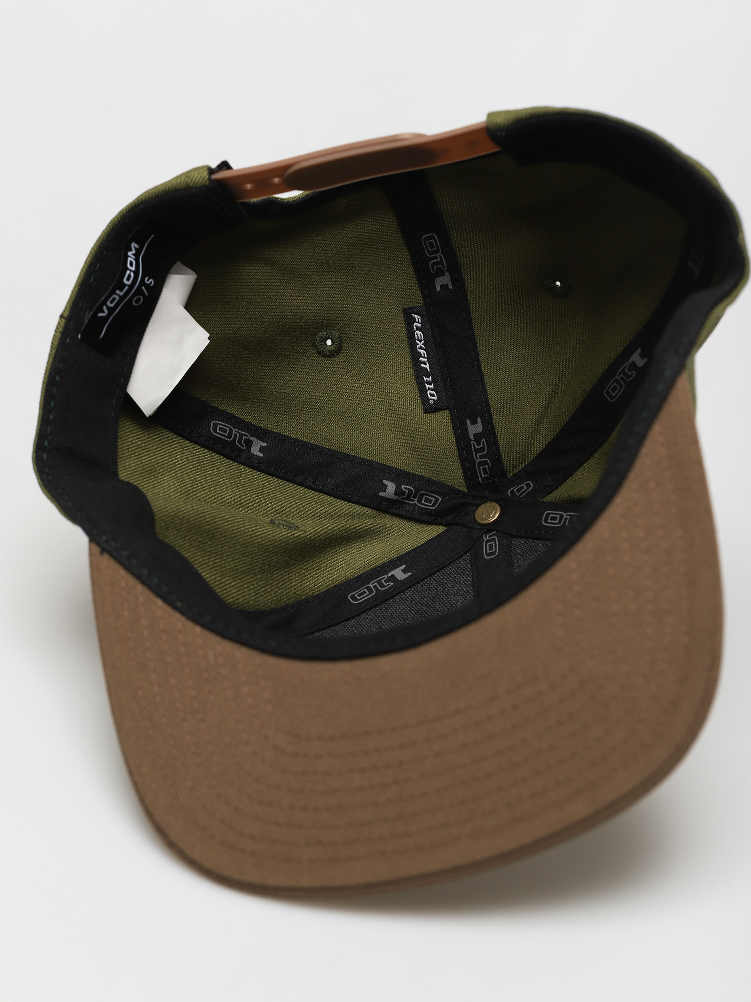 Czapka z daszkiem Volcom Sigmore 110F Flexfitâ® (military)